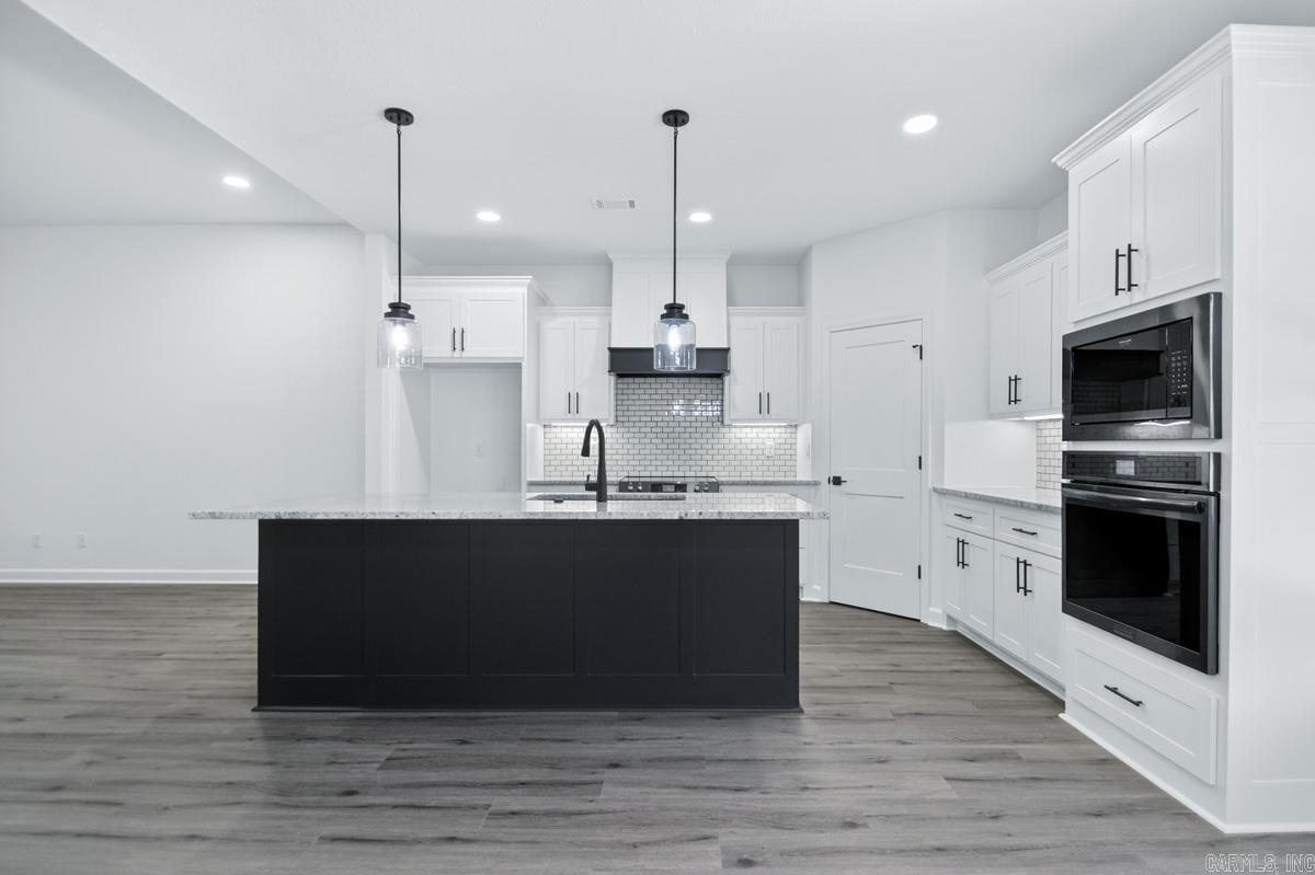 WINCHESTER ESTATES - Residential