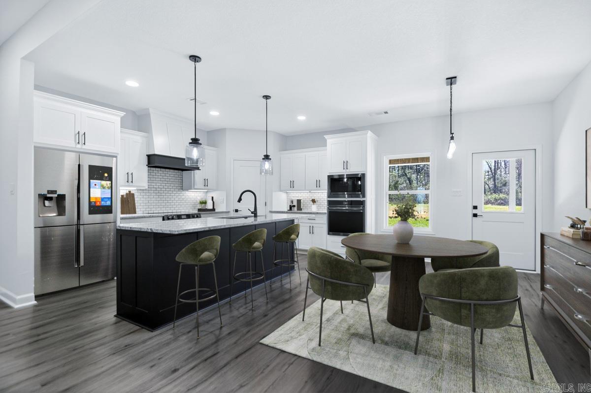 WINCHESTER ESTATES - Residential