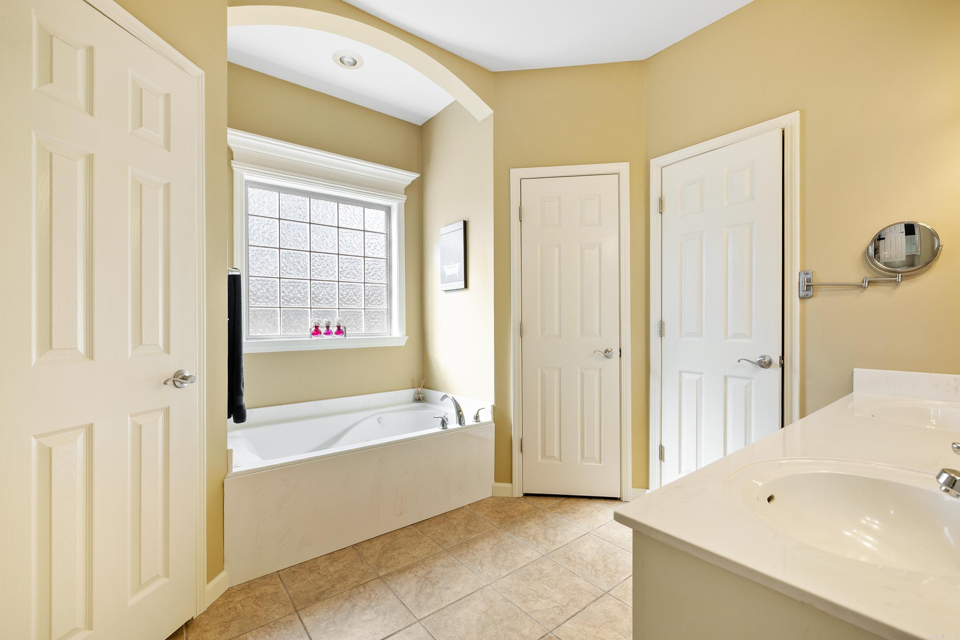 HERITAGE FARM - Residential