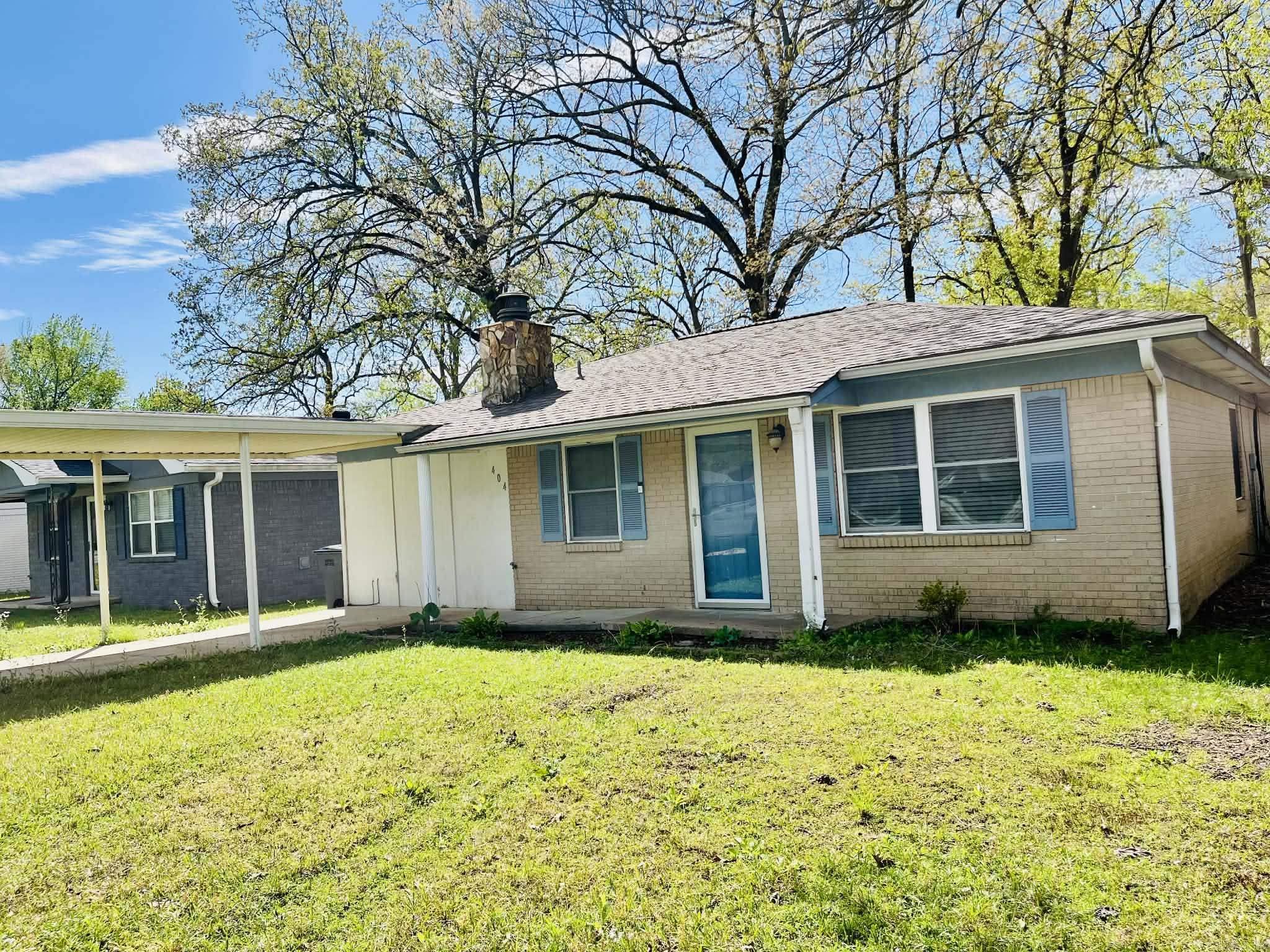 ORIGINAL TOWN-BRYANT - Residential