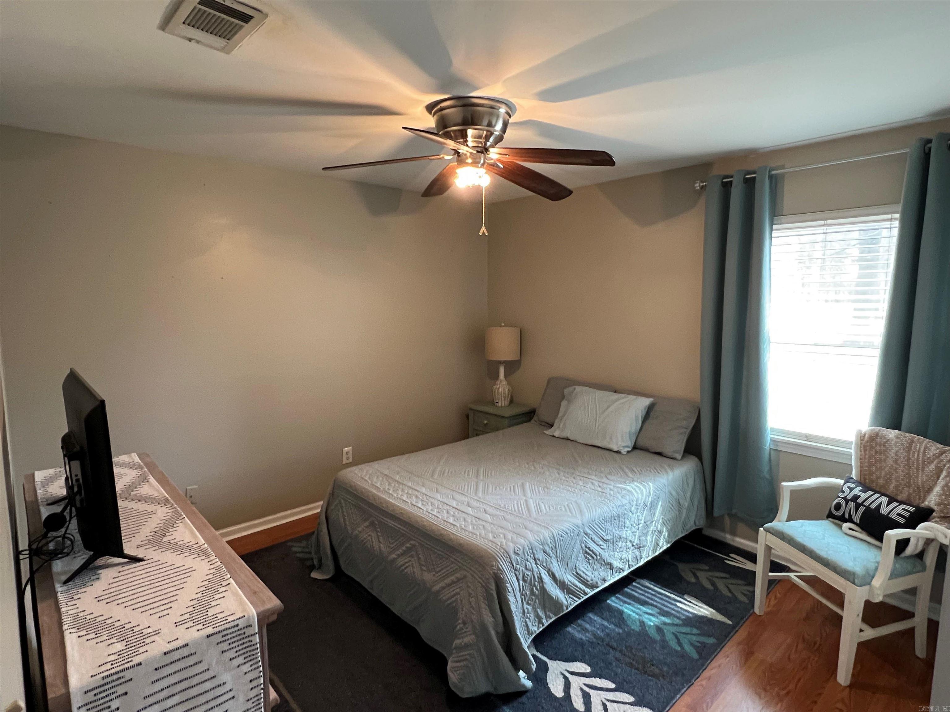 ORIGINAL TOWN-BRYANT - Residential