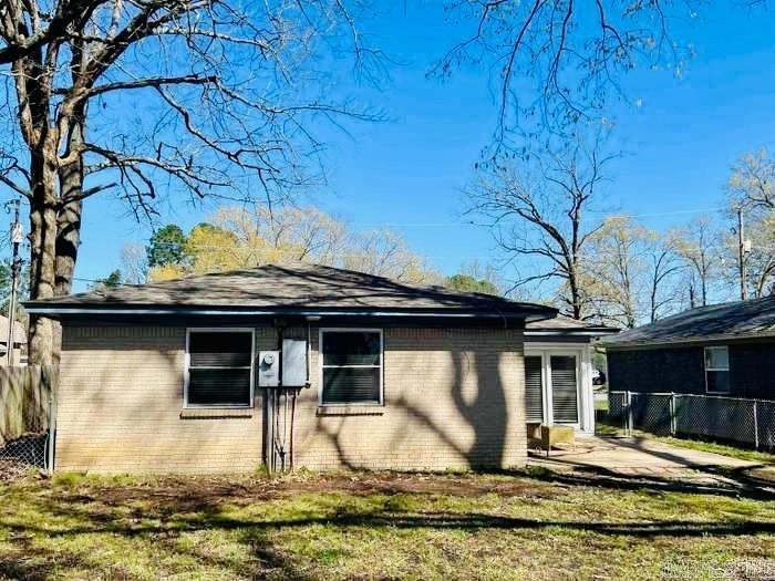 ORIGINAL TOWN-BRYANT - Residential