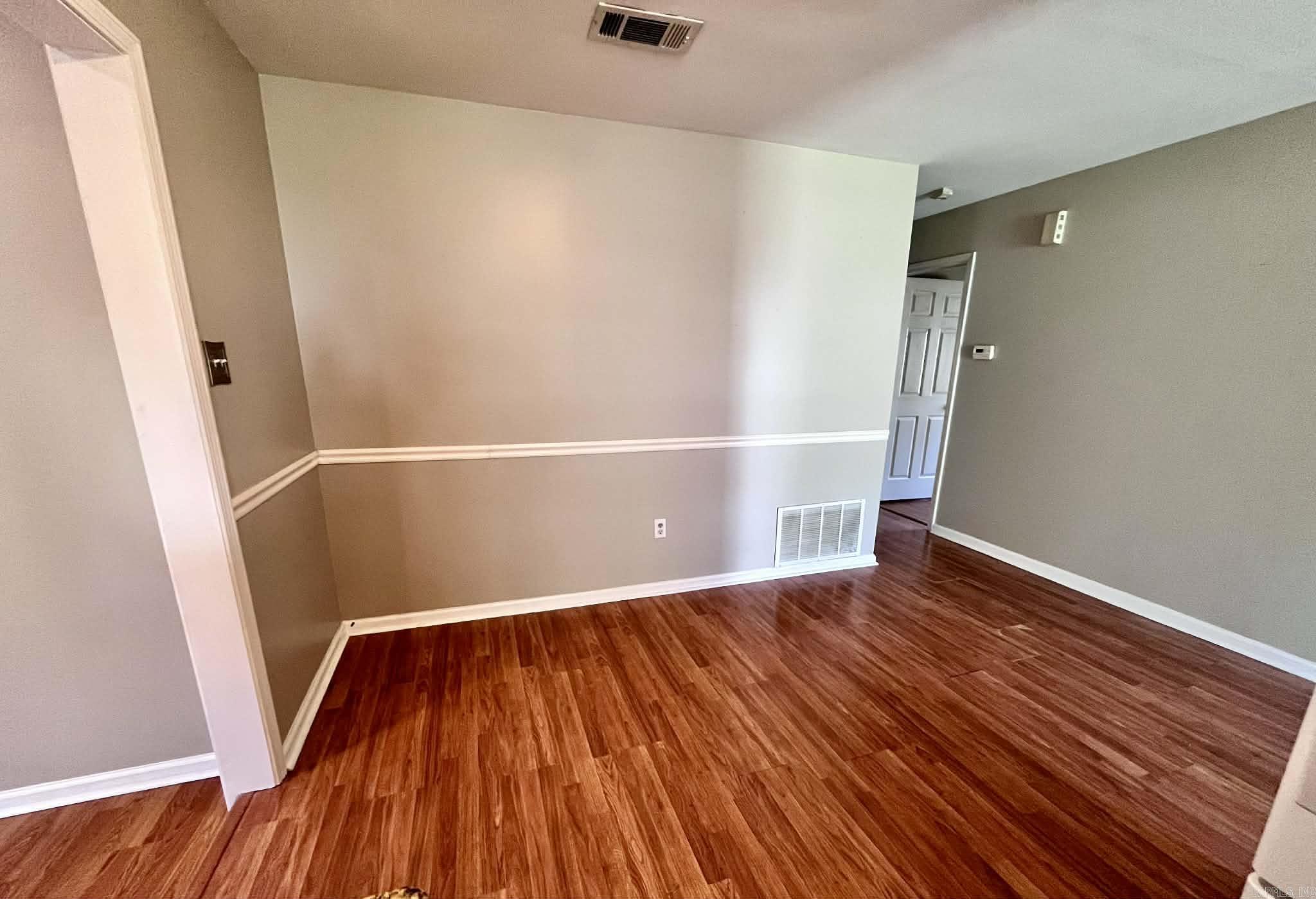 ORIGINAL TOWN-BRYANT - Residential