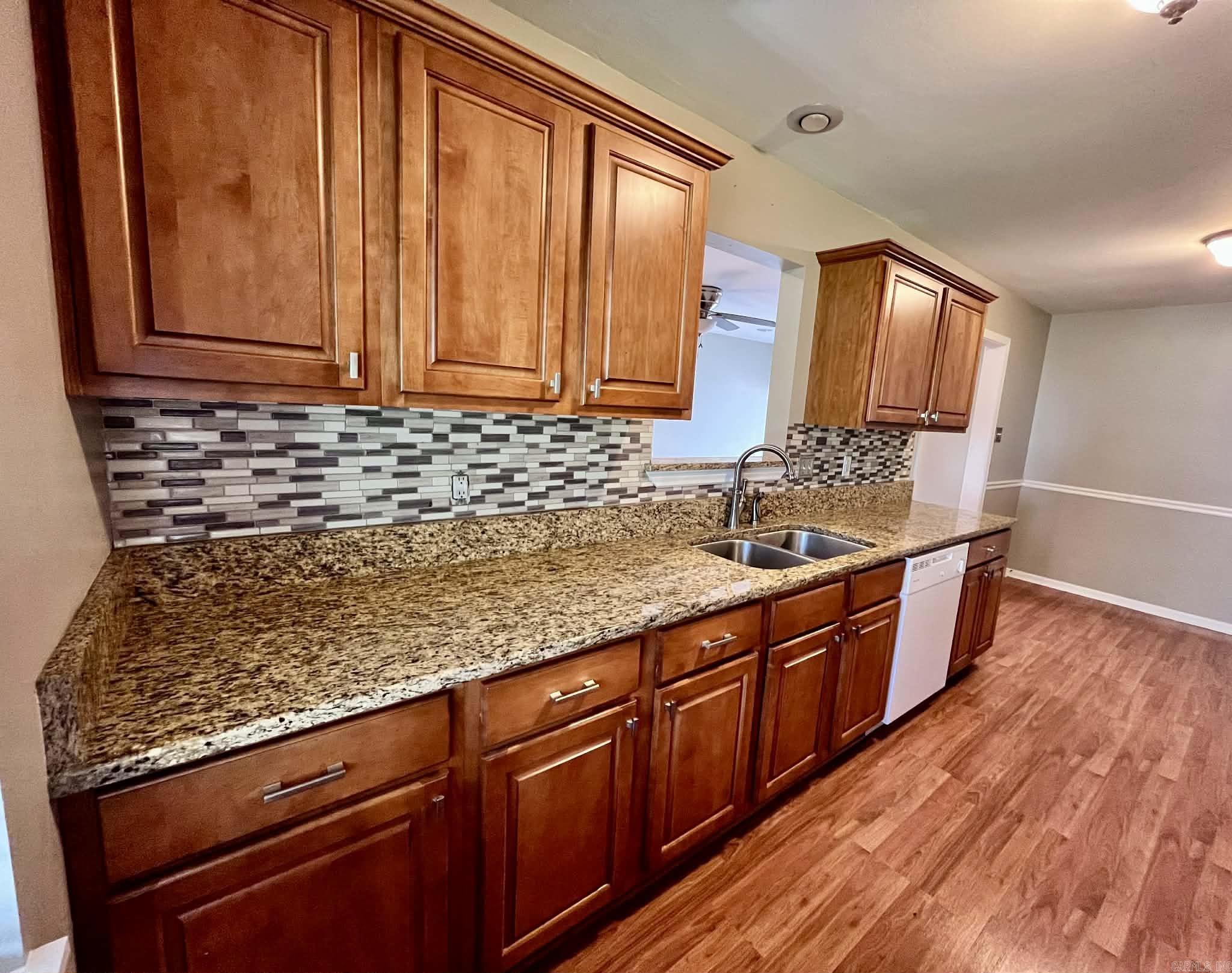 ORIGINAL TOWN-BRYANT - Residential