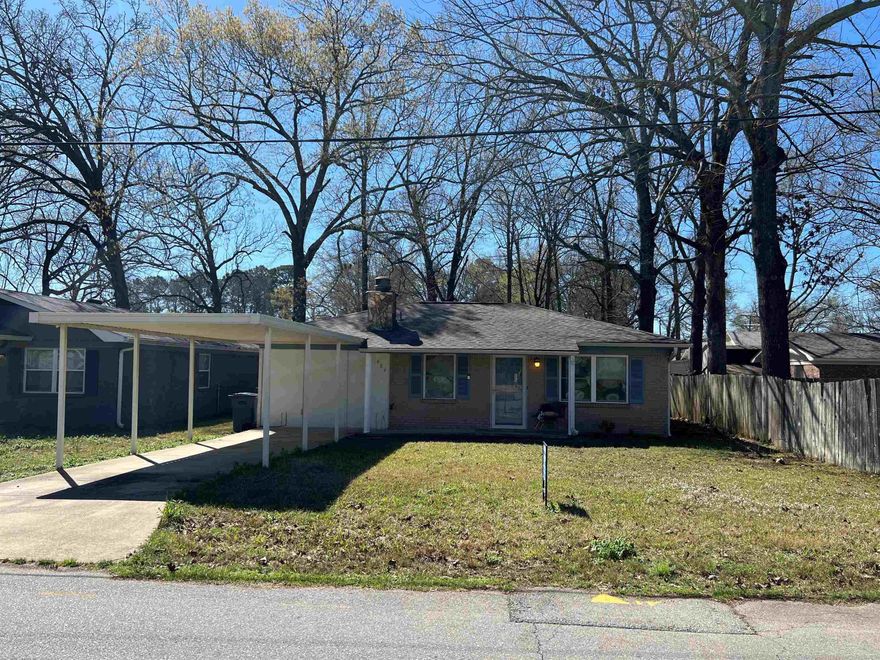 SUPER CUTE MOVE IN READY HOME IN DOWNTOWN BRYANT. The home features 3 bedrooms and 1 bathroom.  It has a spacious fenced backyard.  Roof and HVAC are only 3 years old. Hot water heater was replaced last year. Granite countertops in the kitchen. The refrigerator and the Ring doorbell and alarm system convey. Don't miss out on this great starter home or would also make a great addition to your investment portfolio.