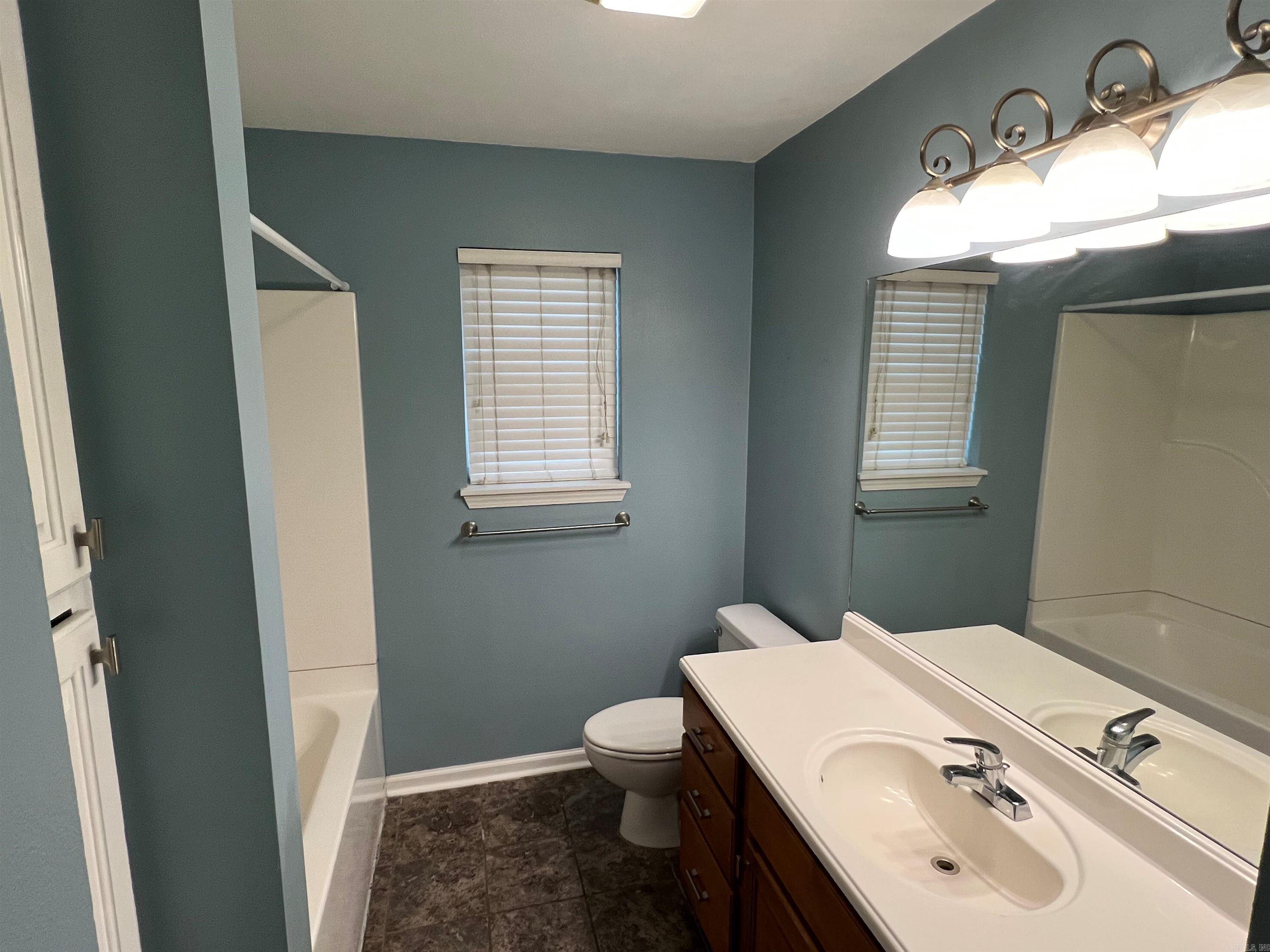 ORIGINAL TOWN-BRYANT - Residential