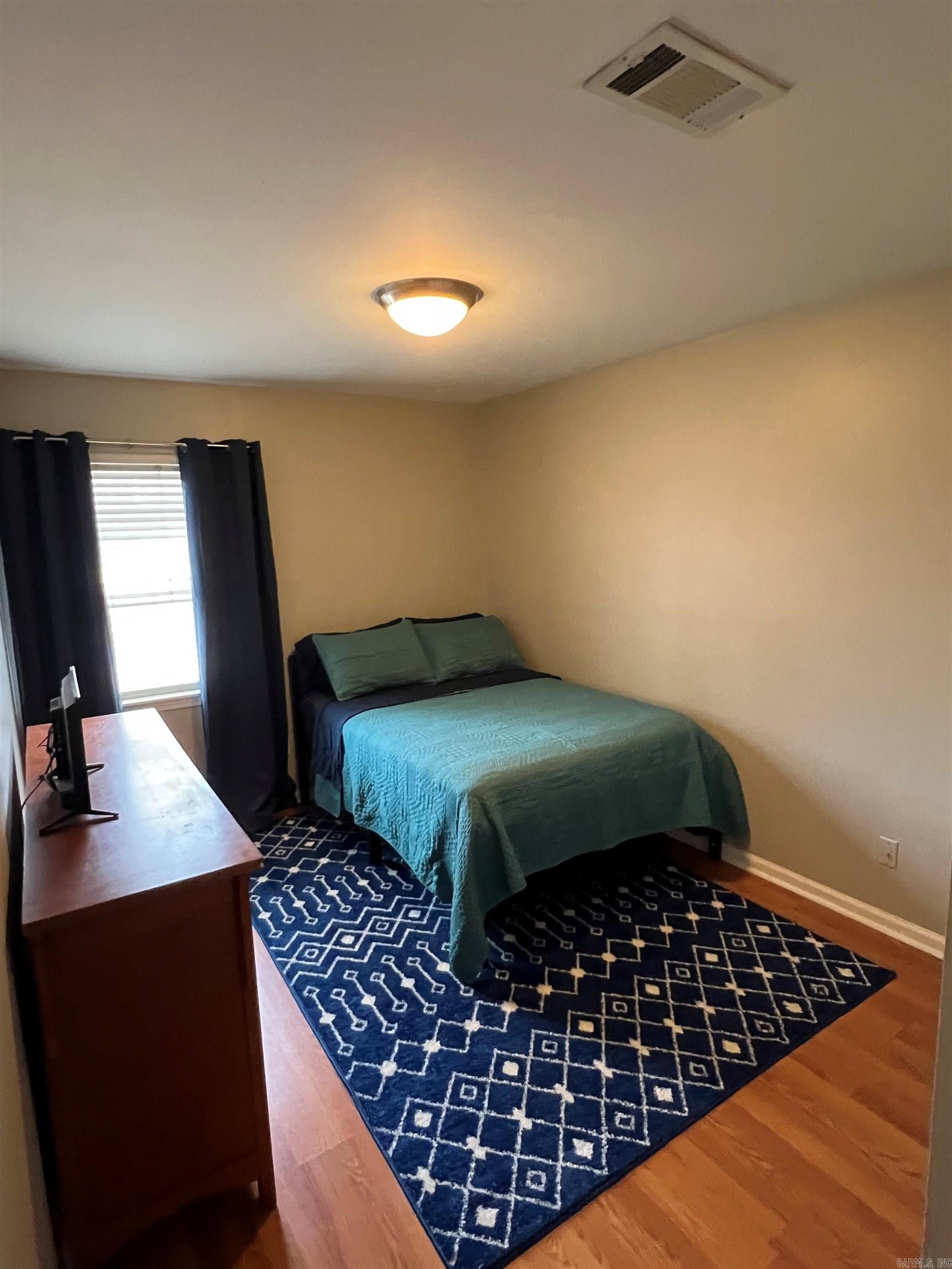 ORIGINAL TOWN-BRYANT - Residential