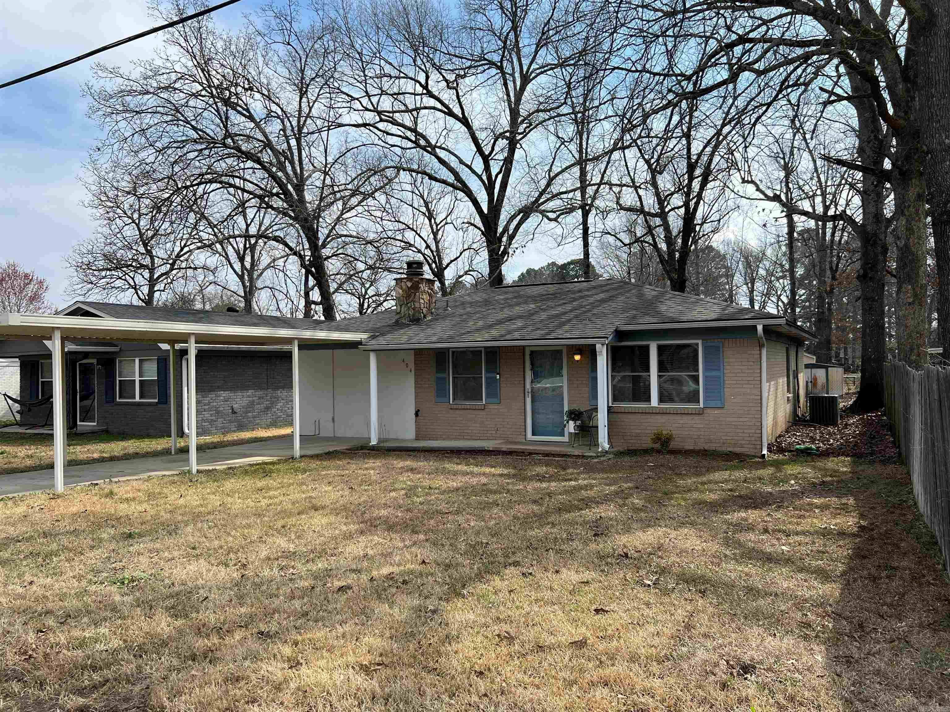 ORIGINAL TOWN-BRYANT - Residential