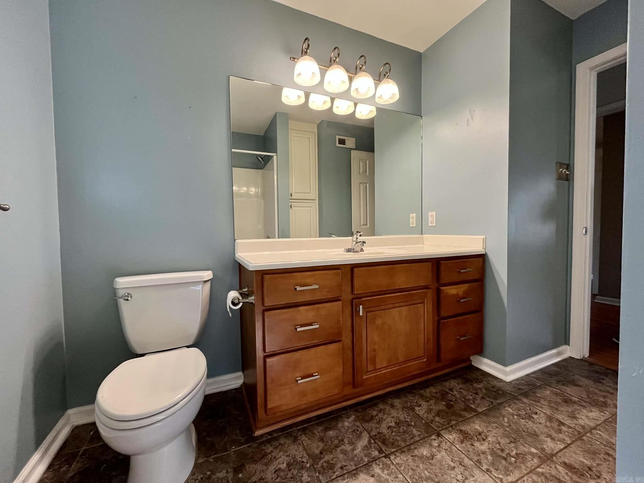 ORIGINAL TOWN-BRYANT - Residential