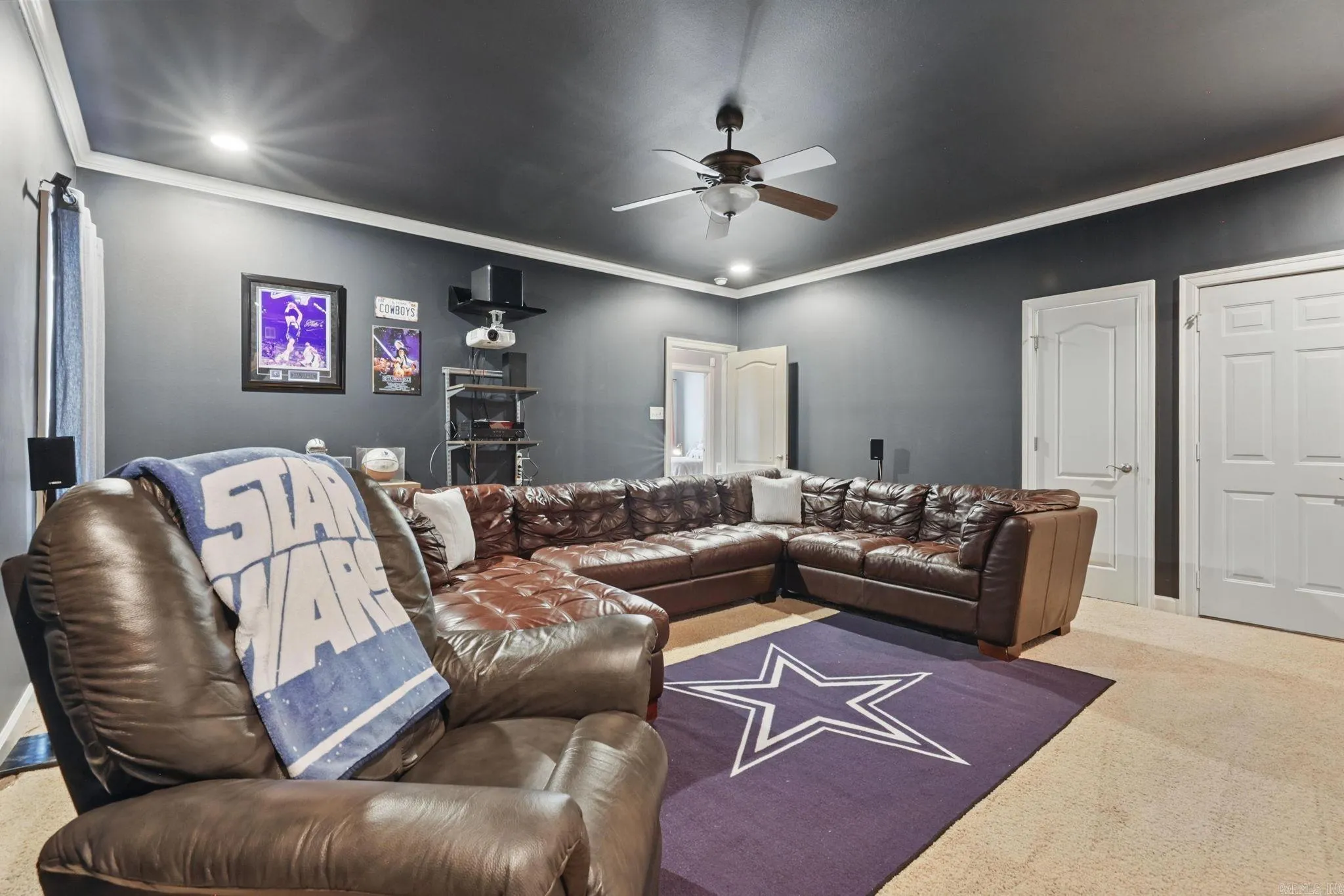 Little Rock, Arkansas 72223, United States, 4 Bedrooms Bedrooms, ,3 BathroomsBathrooms,Residential,Pending,128439