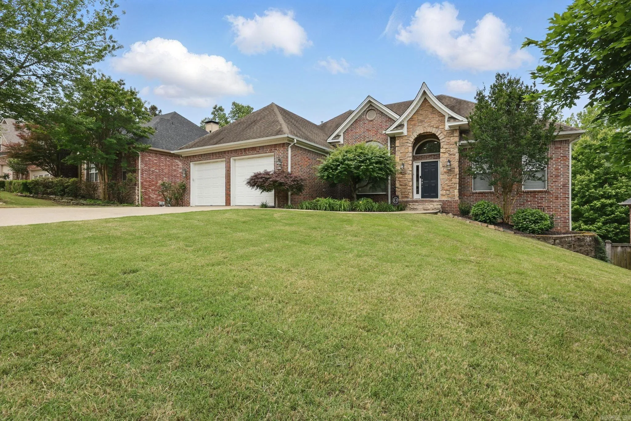 Little Rock, Arkansas 72223, United States, 4 Bedrooms Bedrooms, ,3 BathroomsBathrooms,Residential,Pending,128439