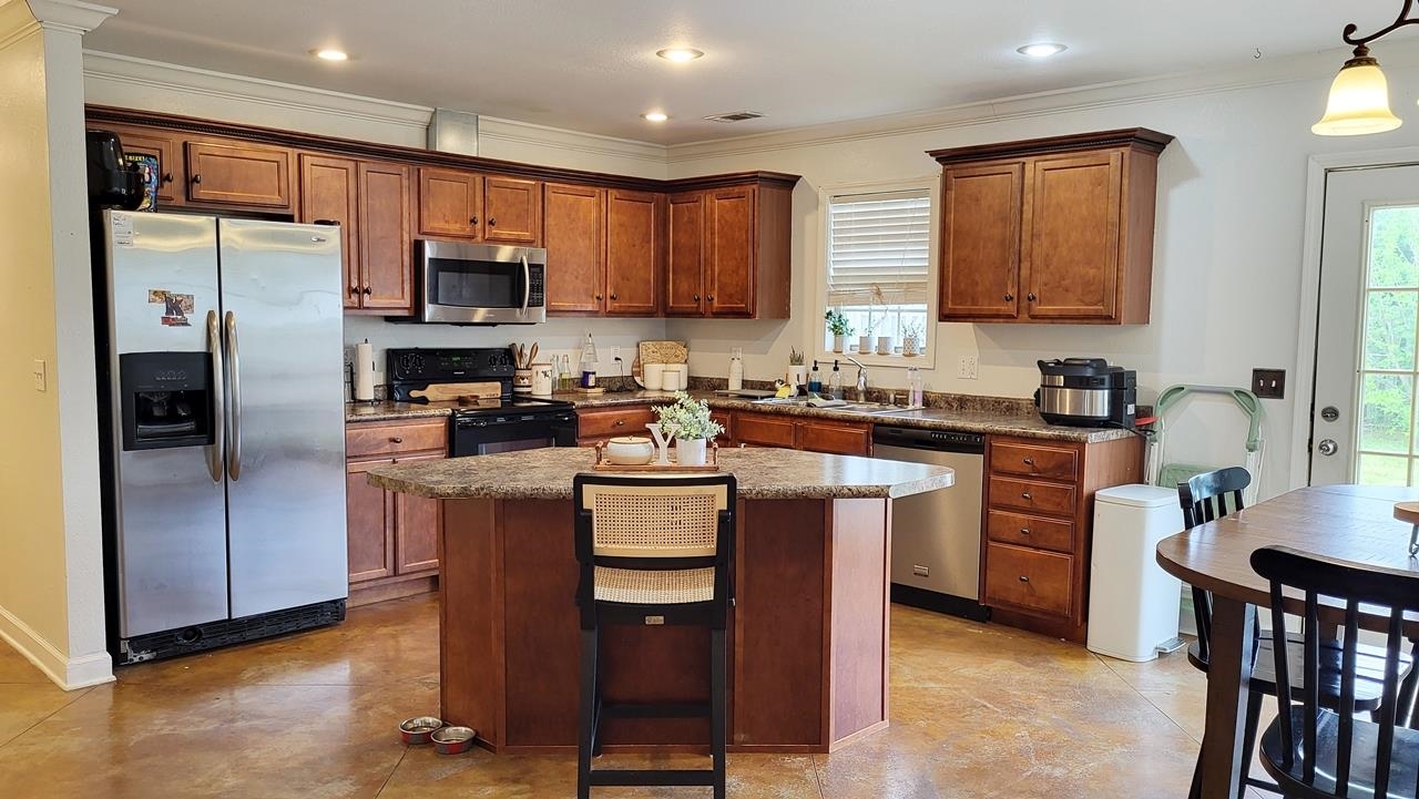 WALNUT RIDGE UNPLATTED - Residential