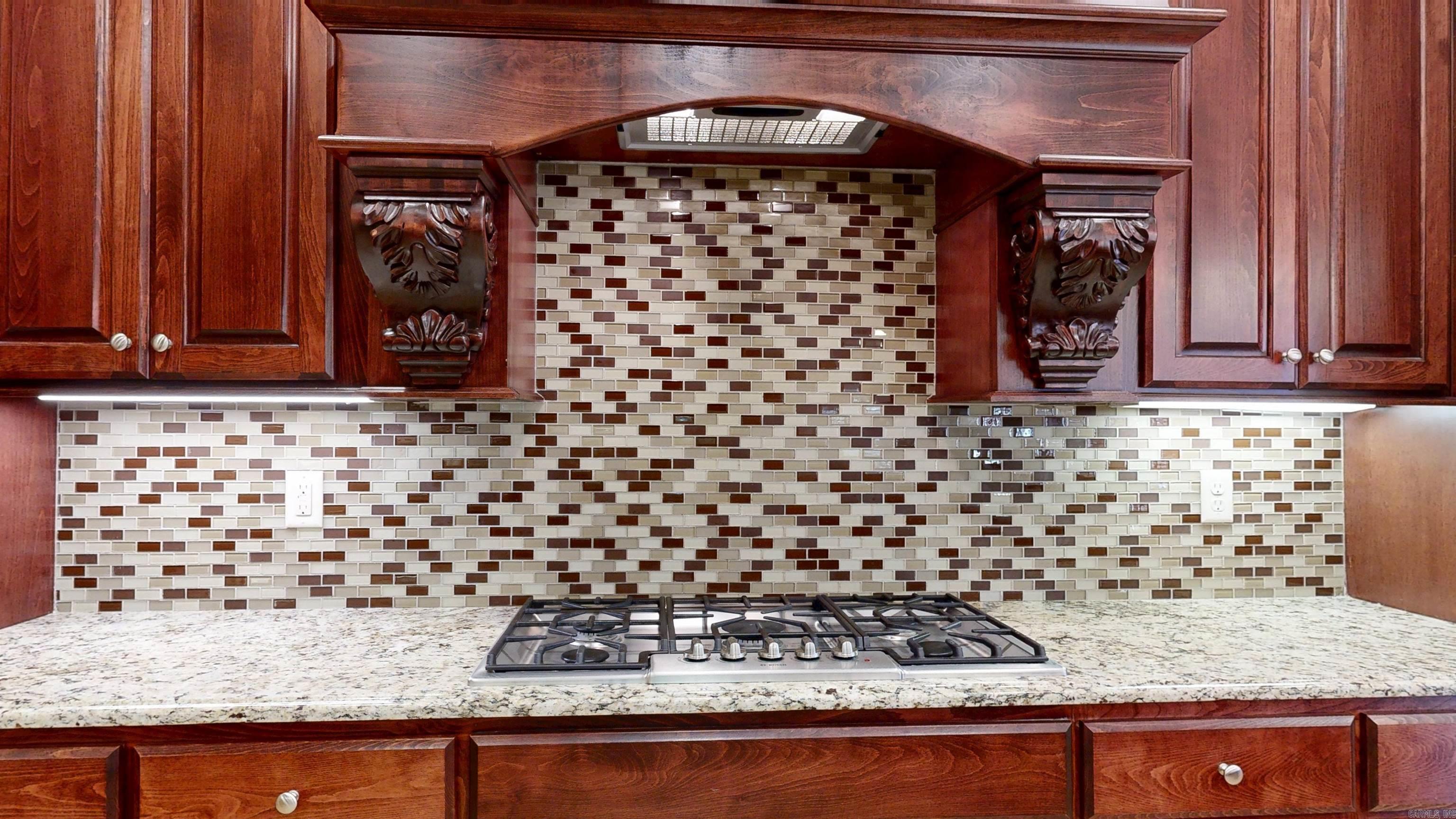 CHENAL VALLEY "TOURNAY CIRCLE" - Residential