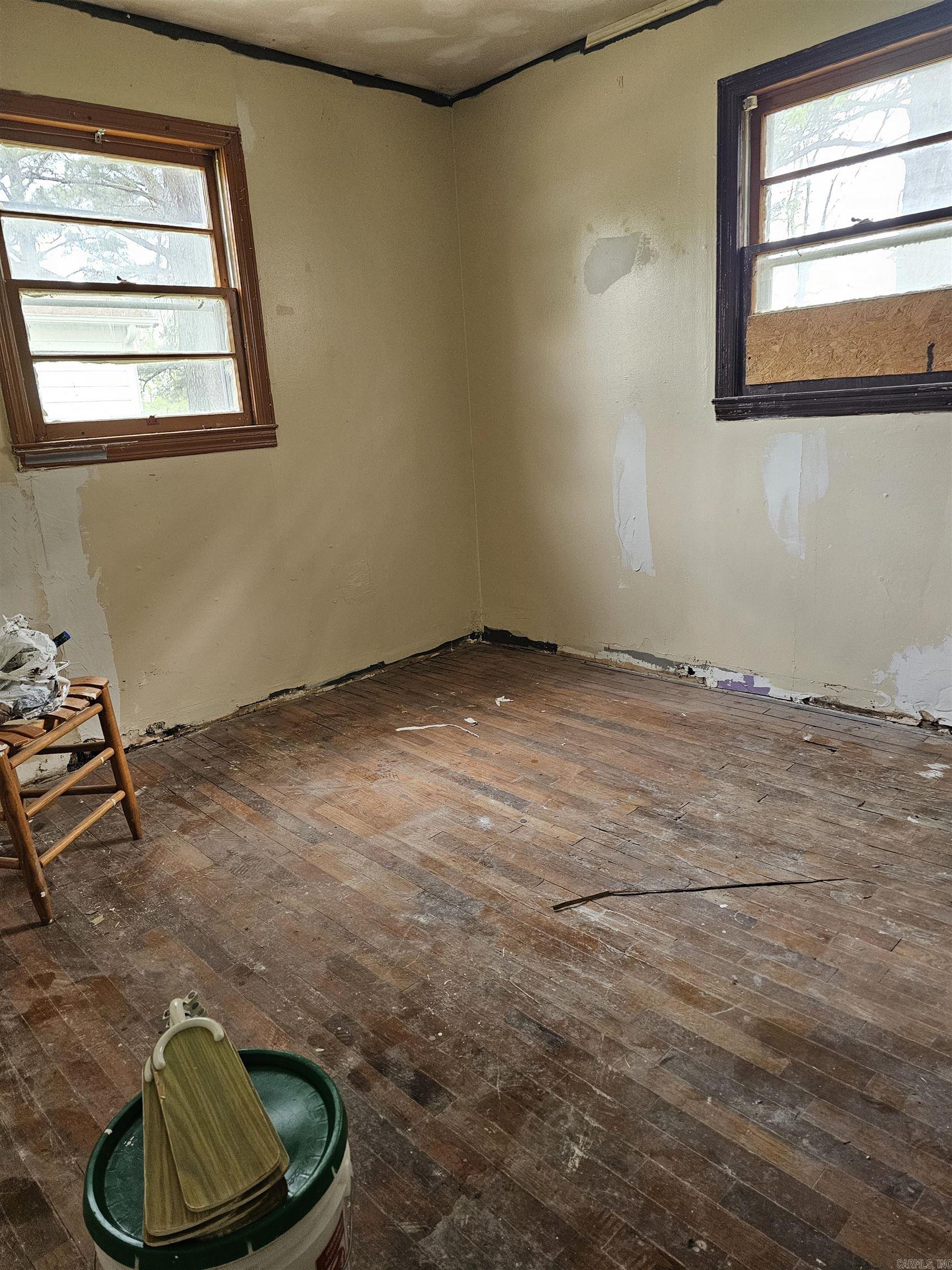 CASTLEBERRY - Residential