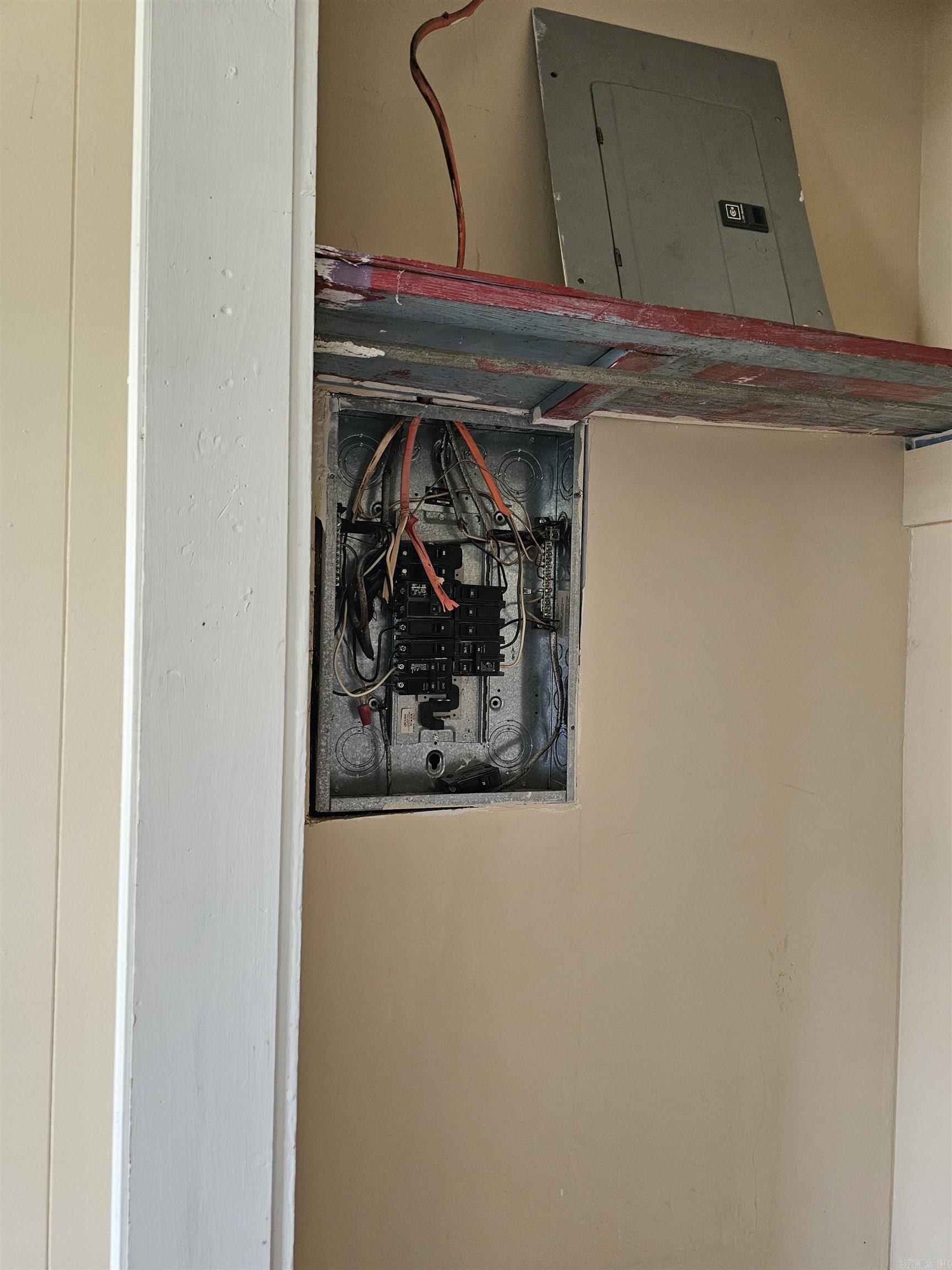 CASTLEBERRY - Residential