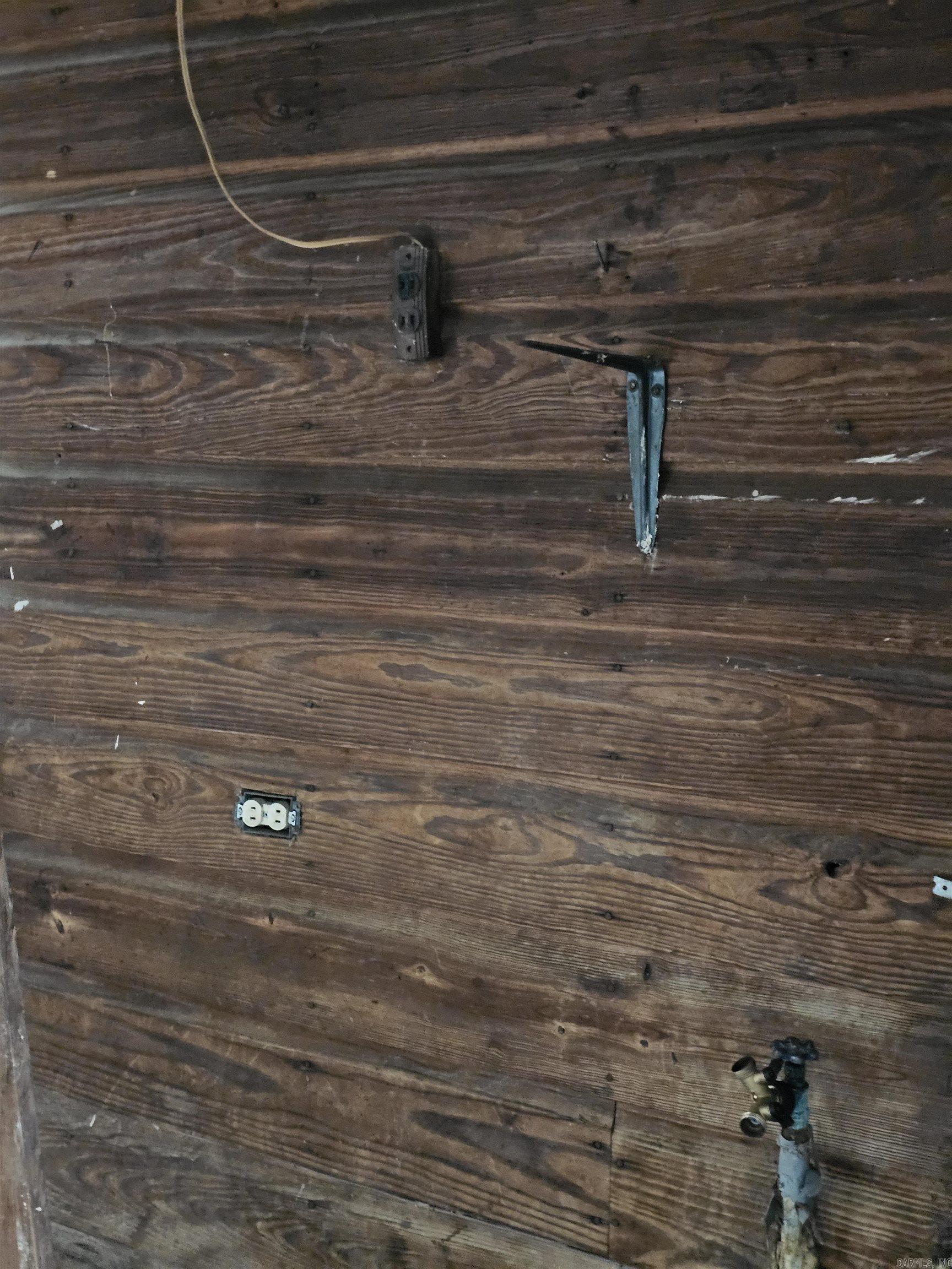 CASTLEBERRY - Residential