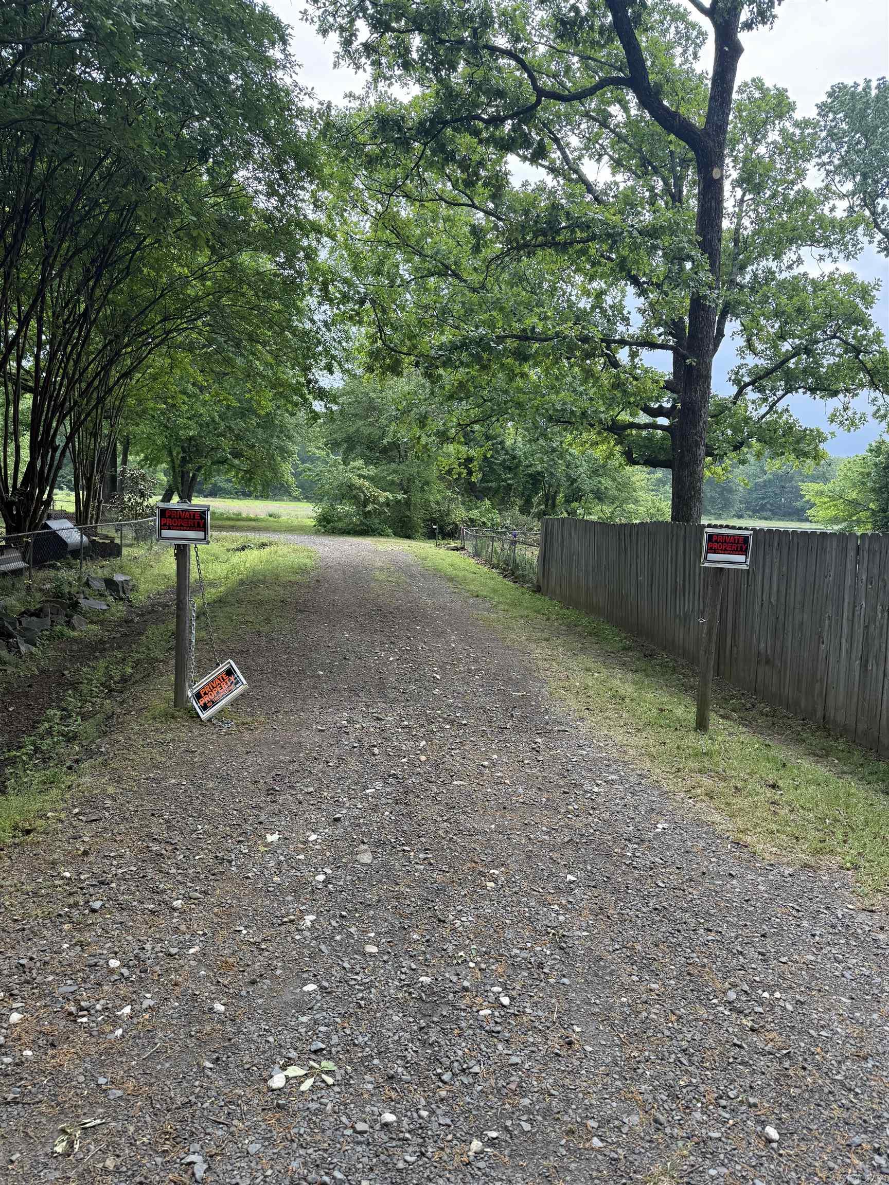 Metes & Bounds - Land