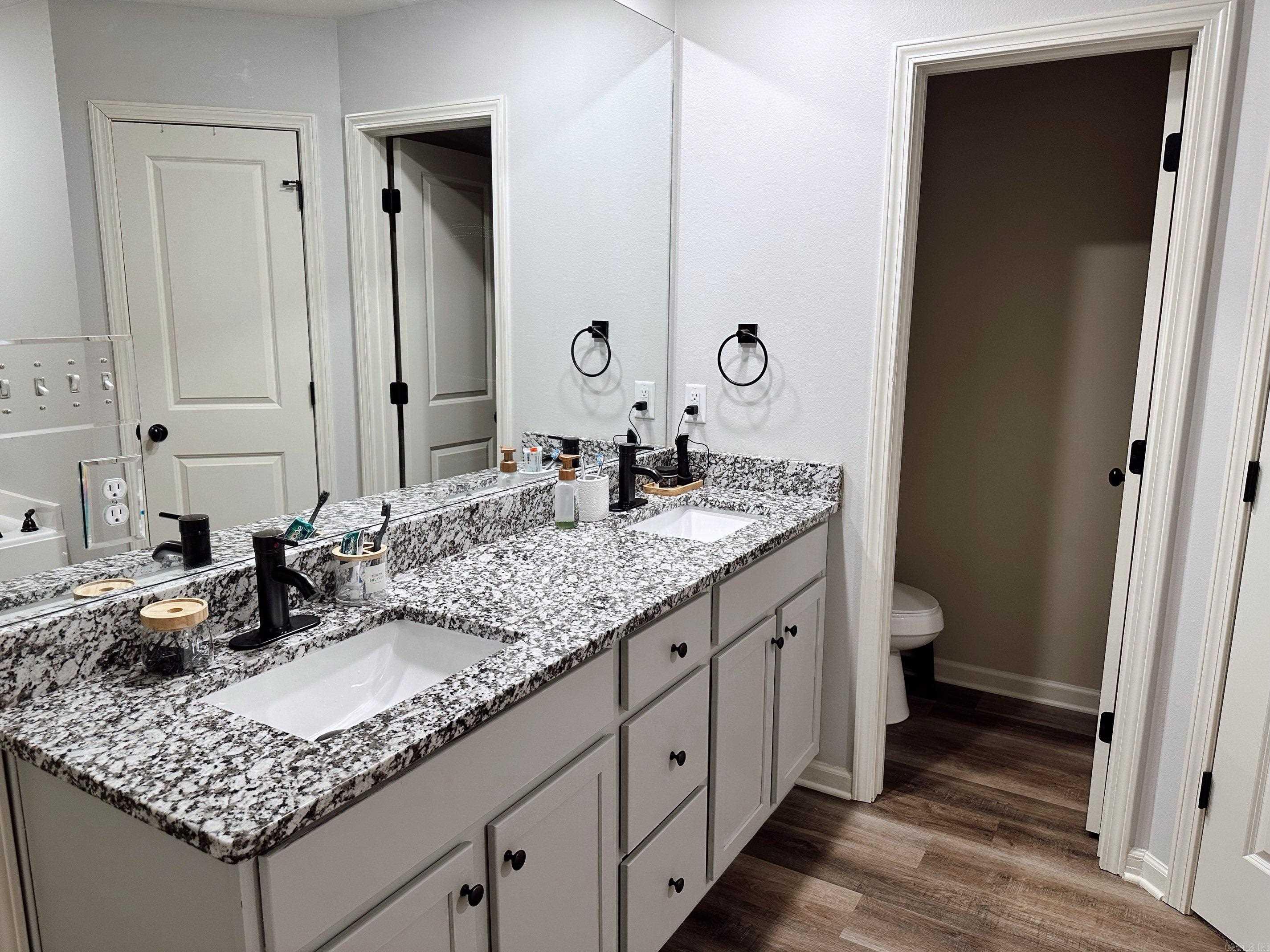 HERITAGE HEIGHTS - Residential