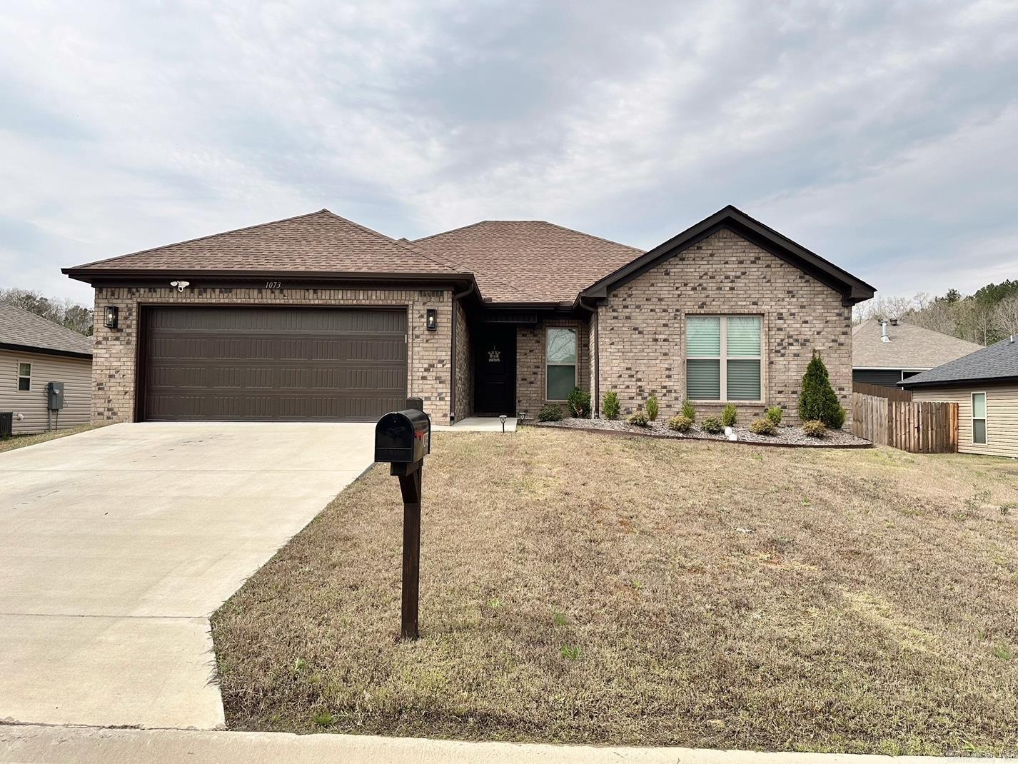 HERITAGE HEIGHTS - Residential