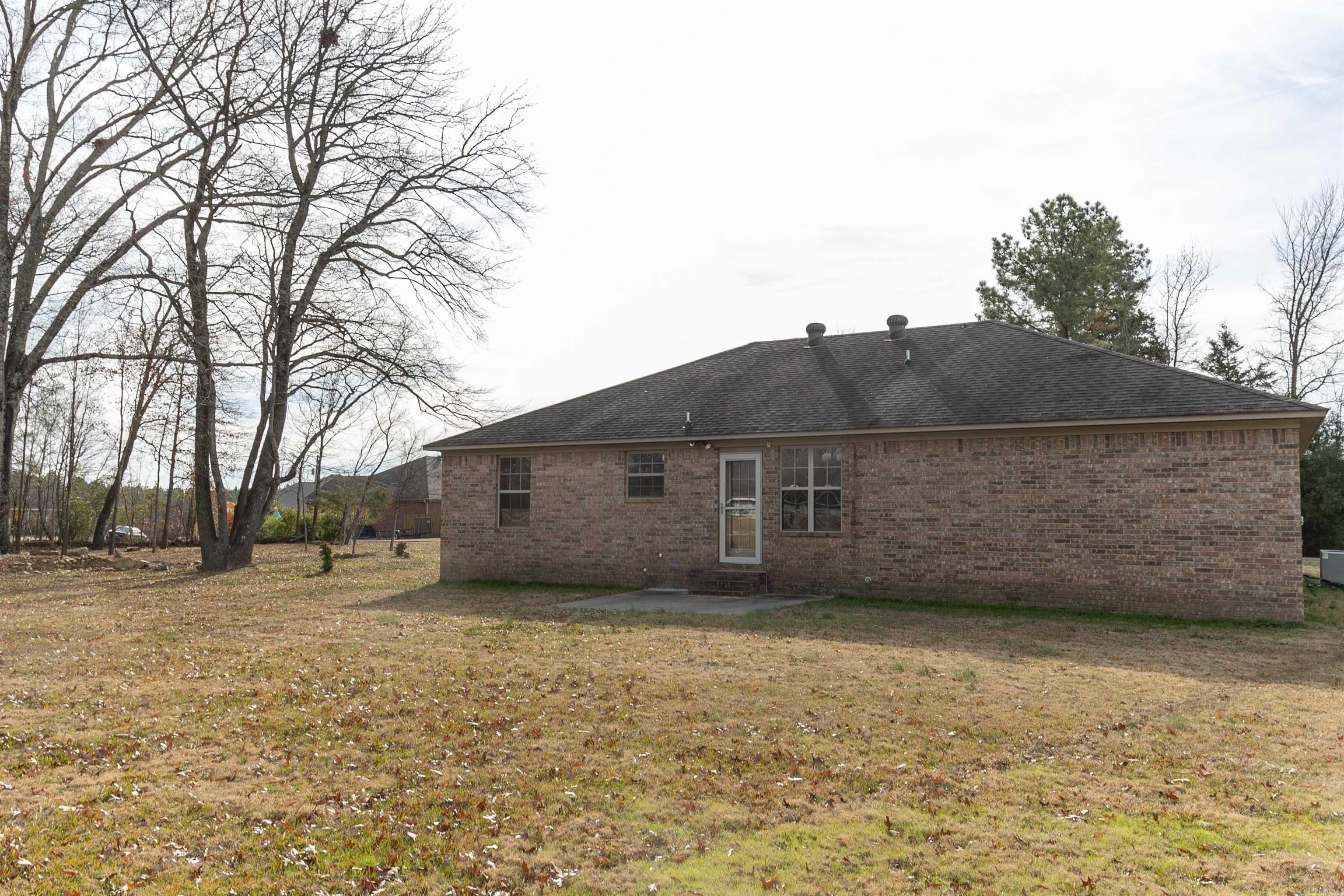 ROLLING HILLS - Residential