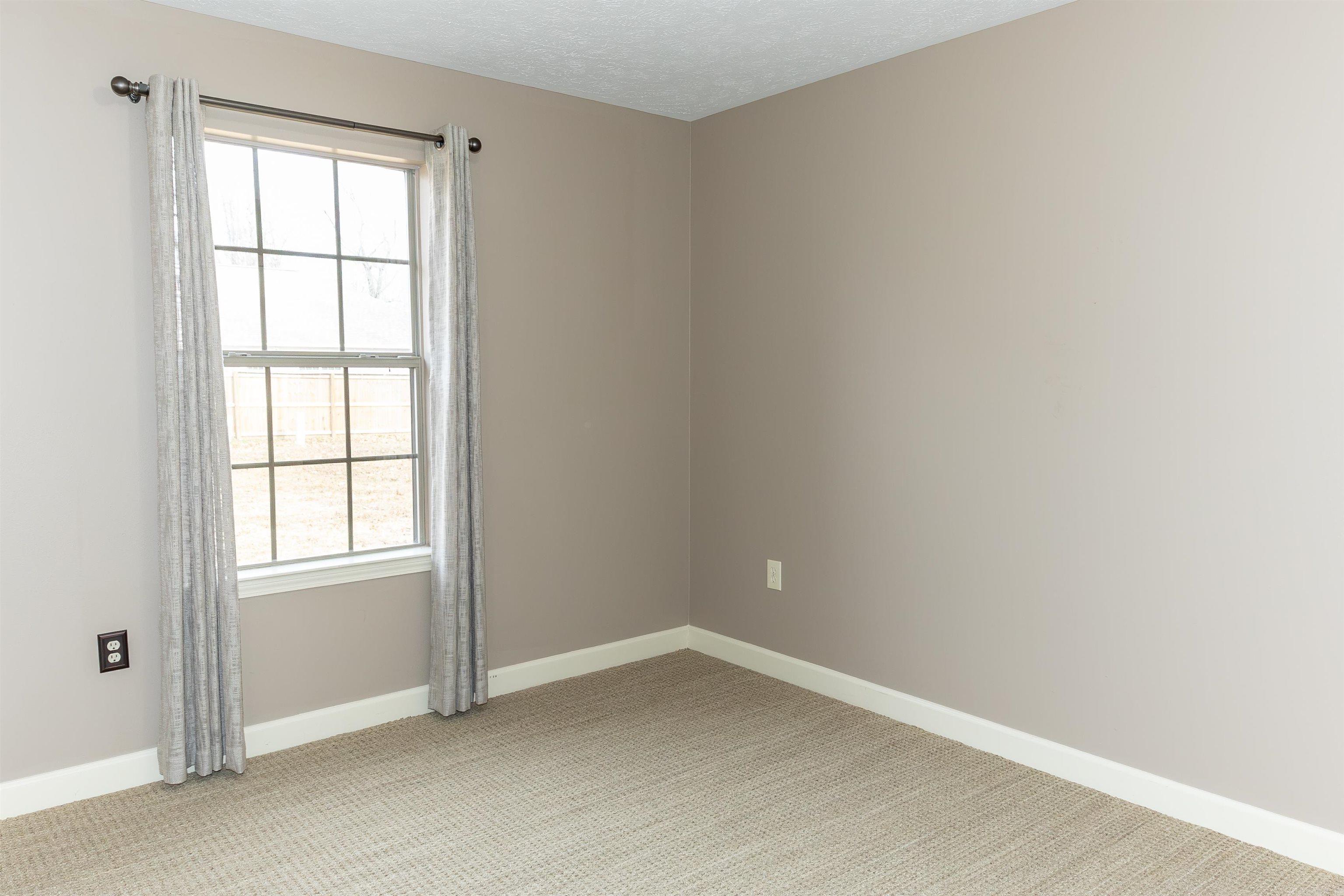 ROLLING HILLS - Residential