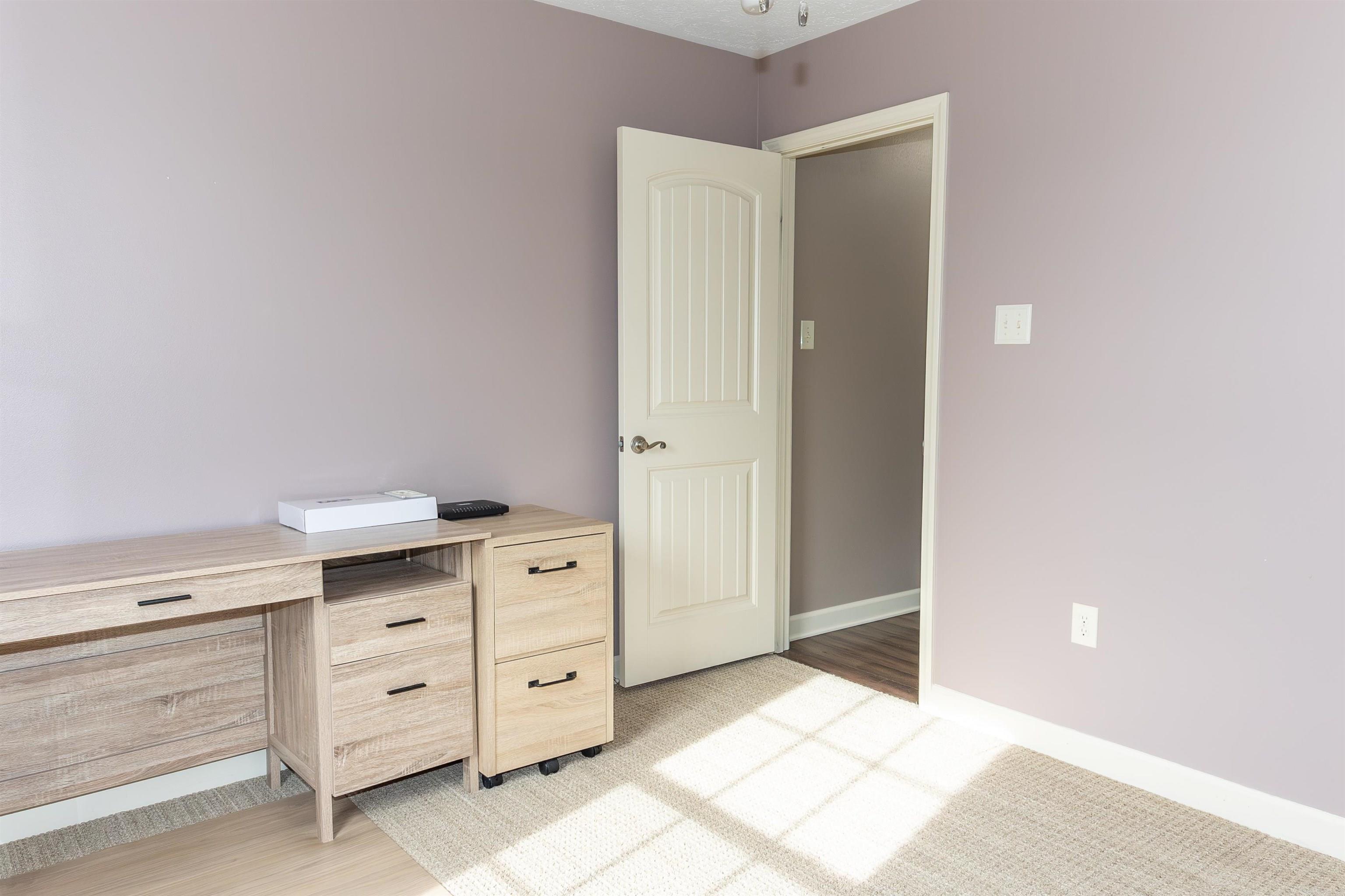 ROLLING HILLS - Residential