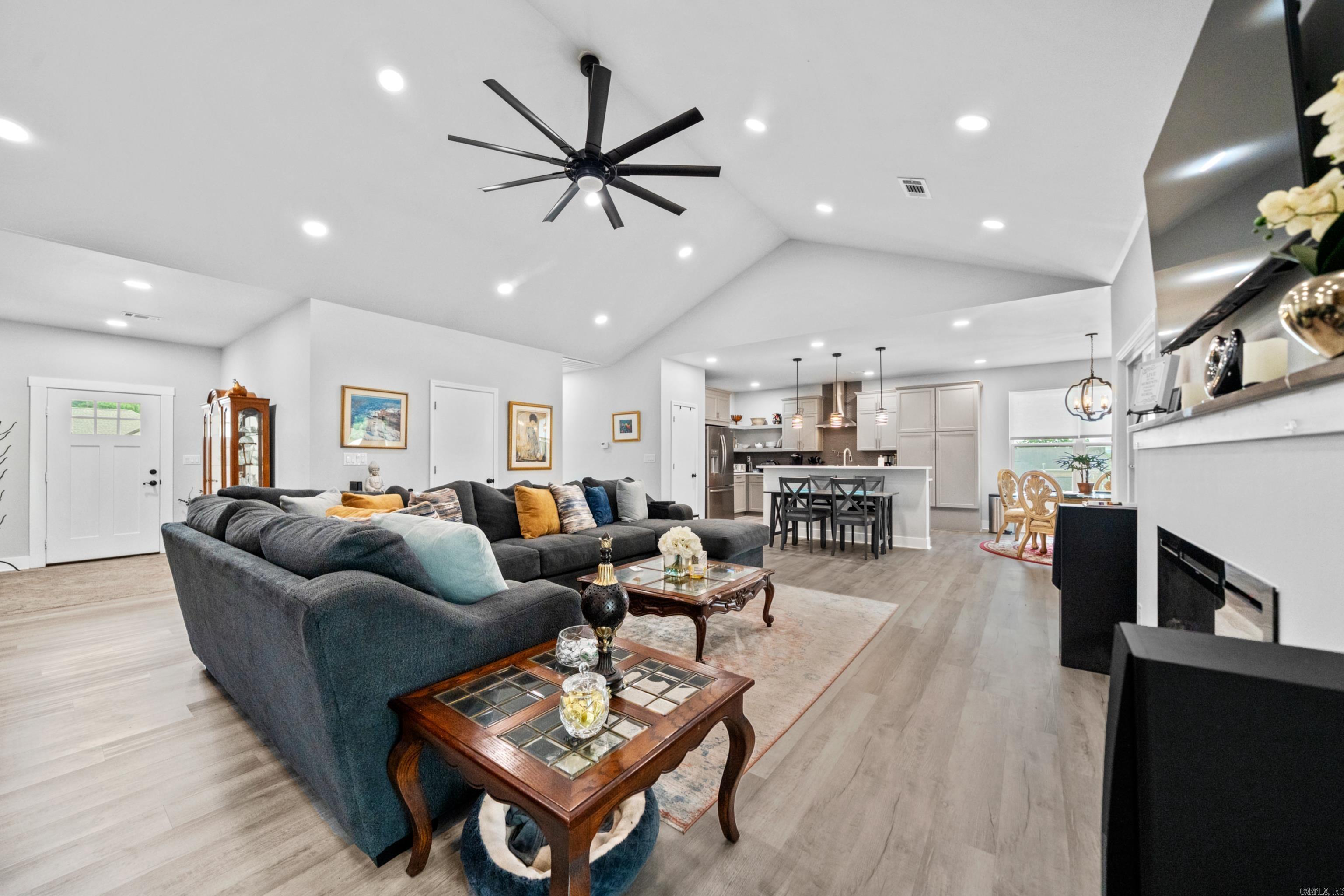 Ridgewood Place - Residential