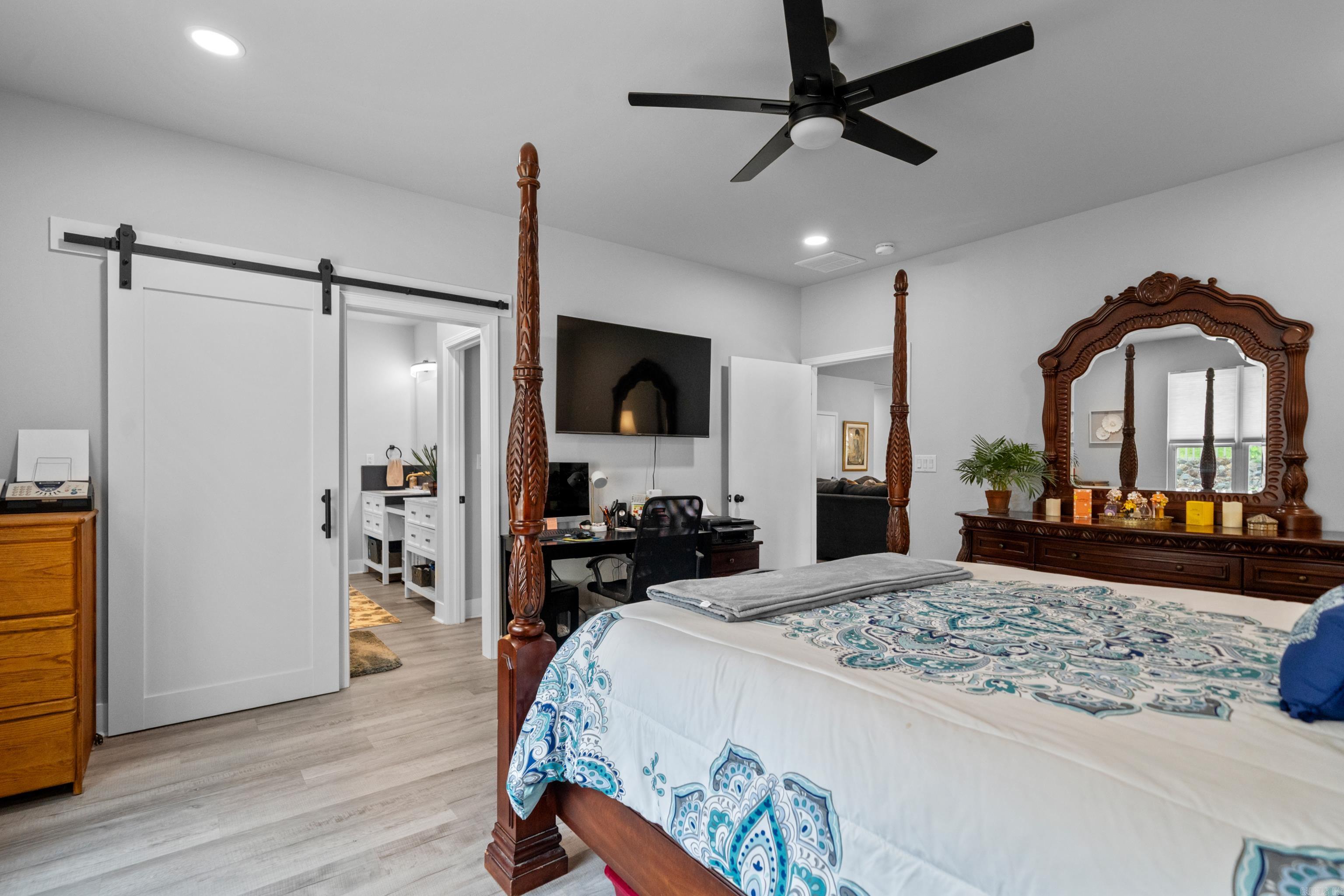 Ridgewood Place - Residential