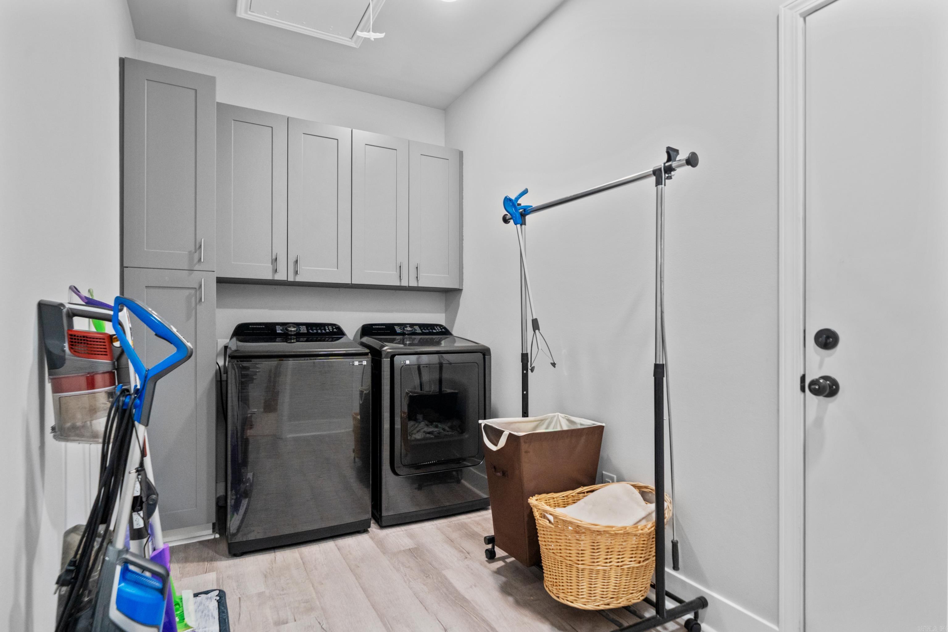 Ridgewood Place - Residential