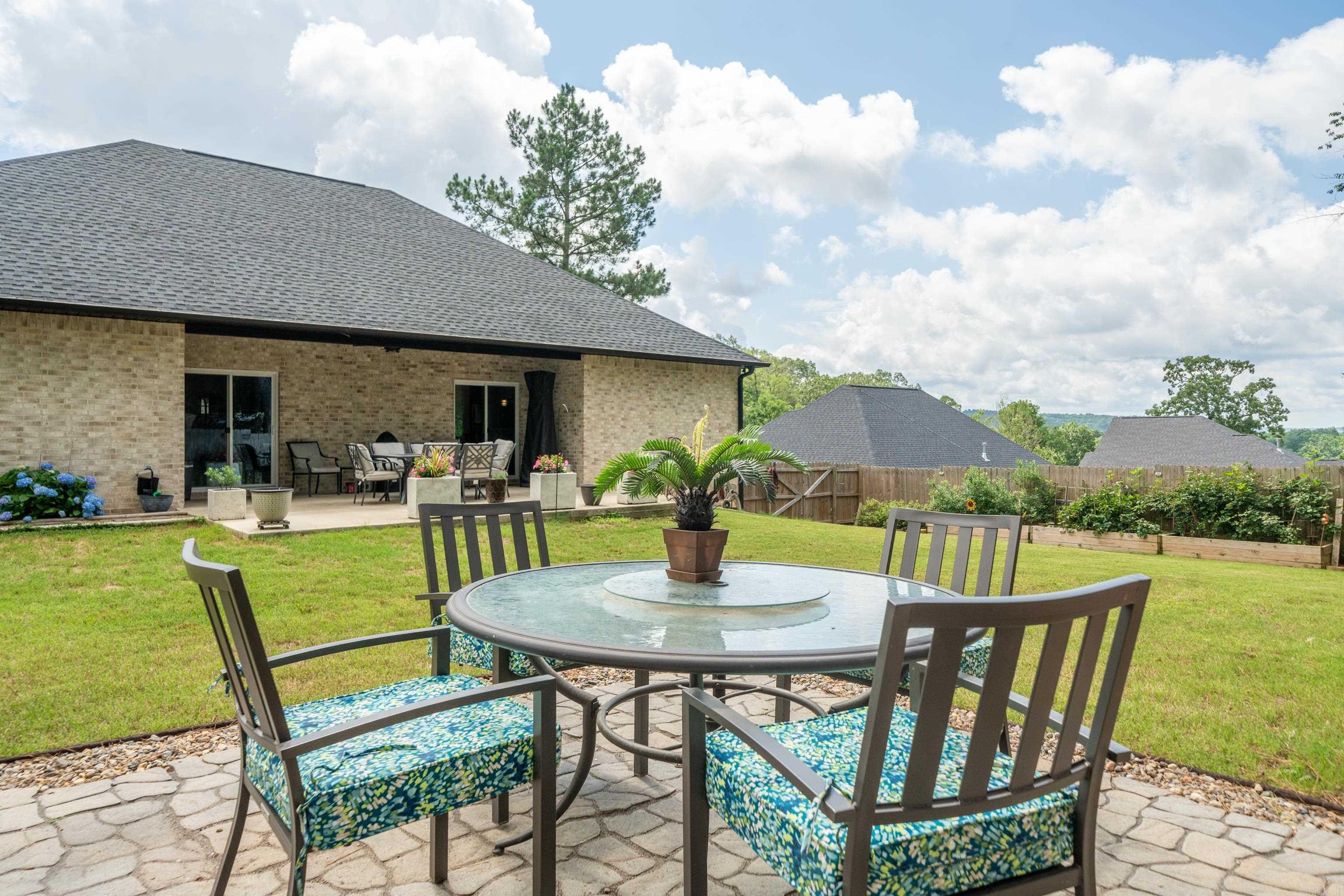 Ridgewood Place - Residential