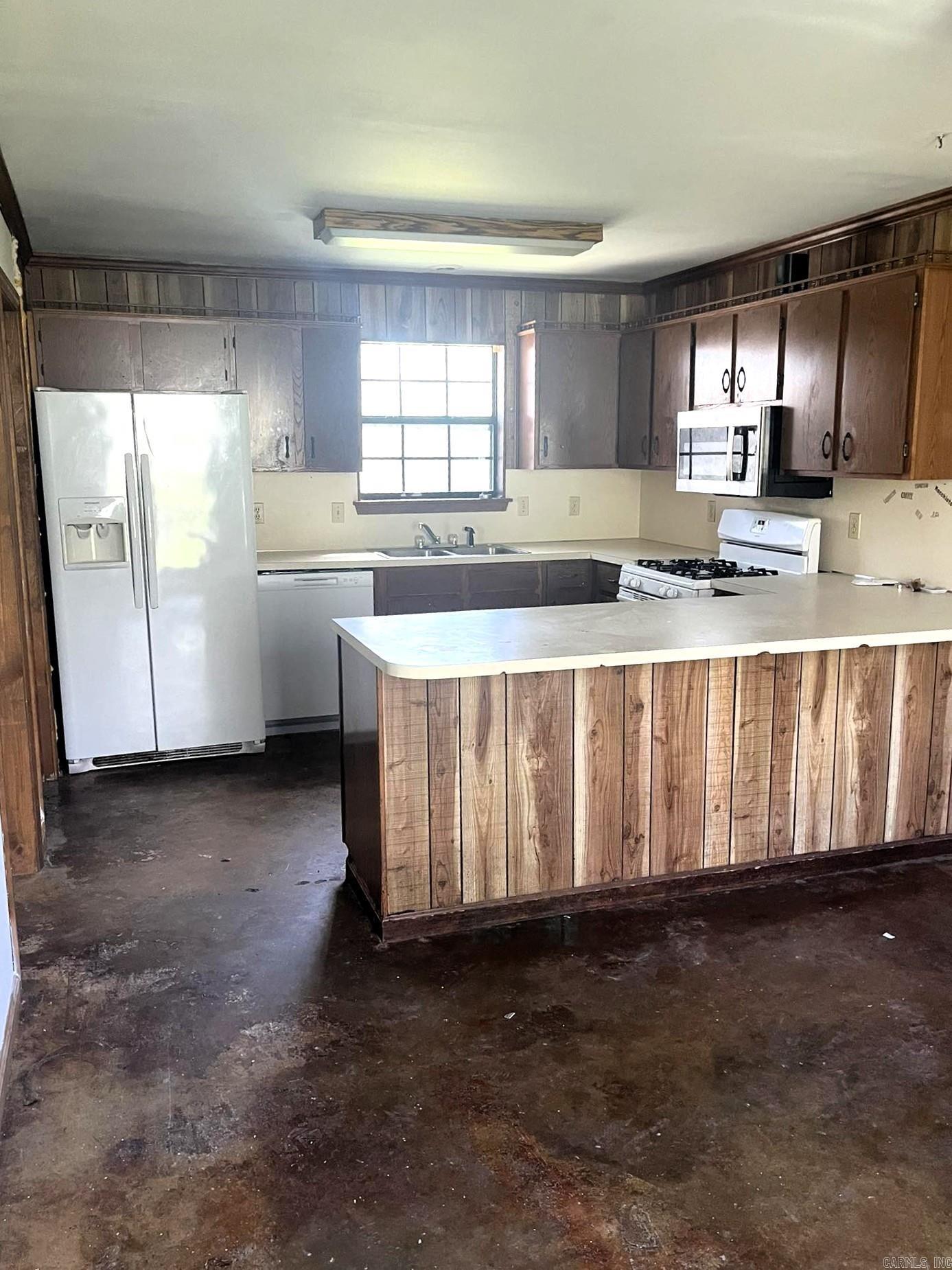 Midway - Residential Lease