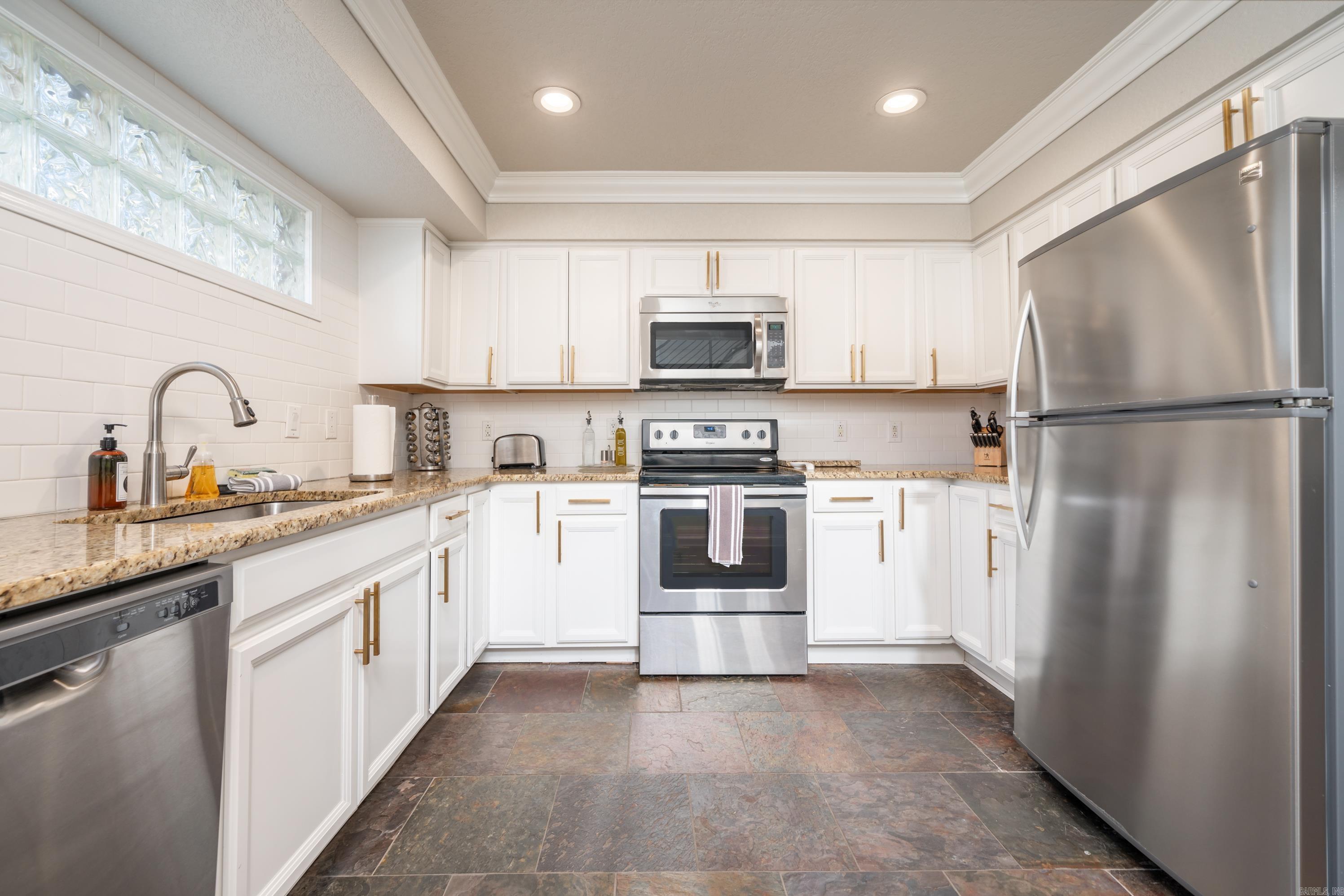 Houser-Bandy - Residential Income