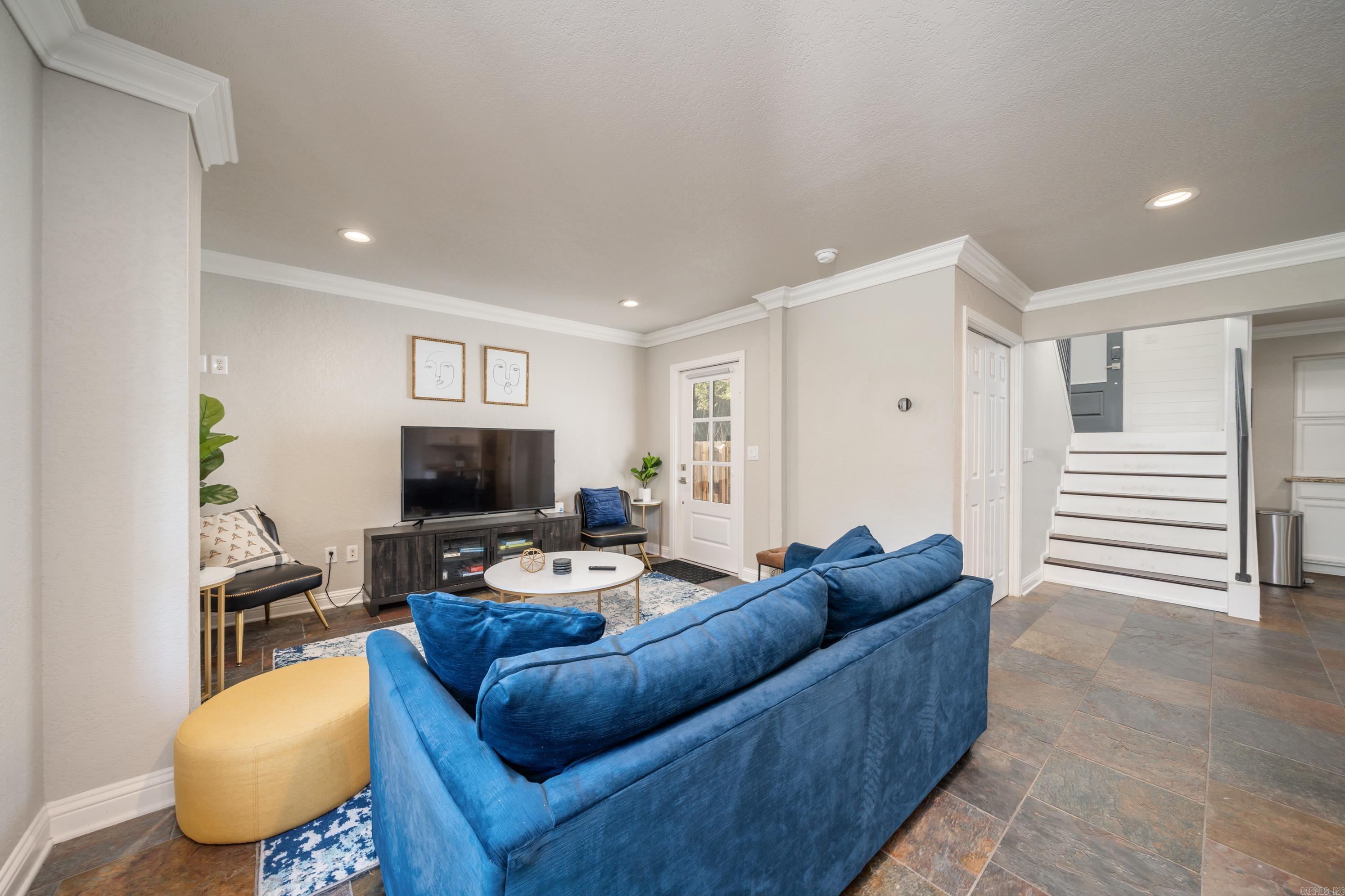 Houser-Bandy - Residential Income