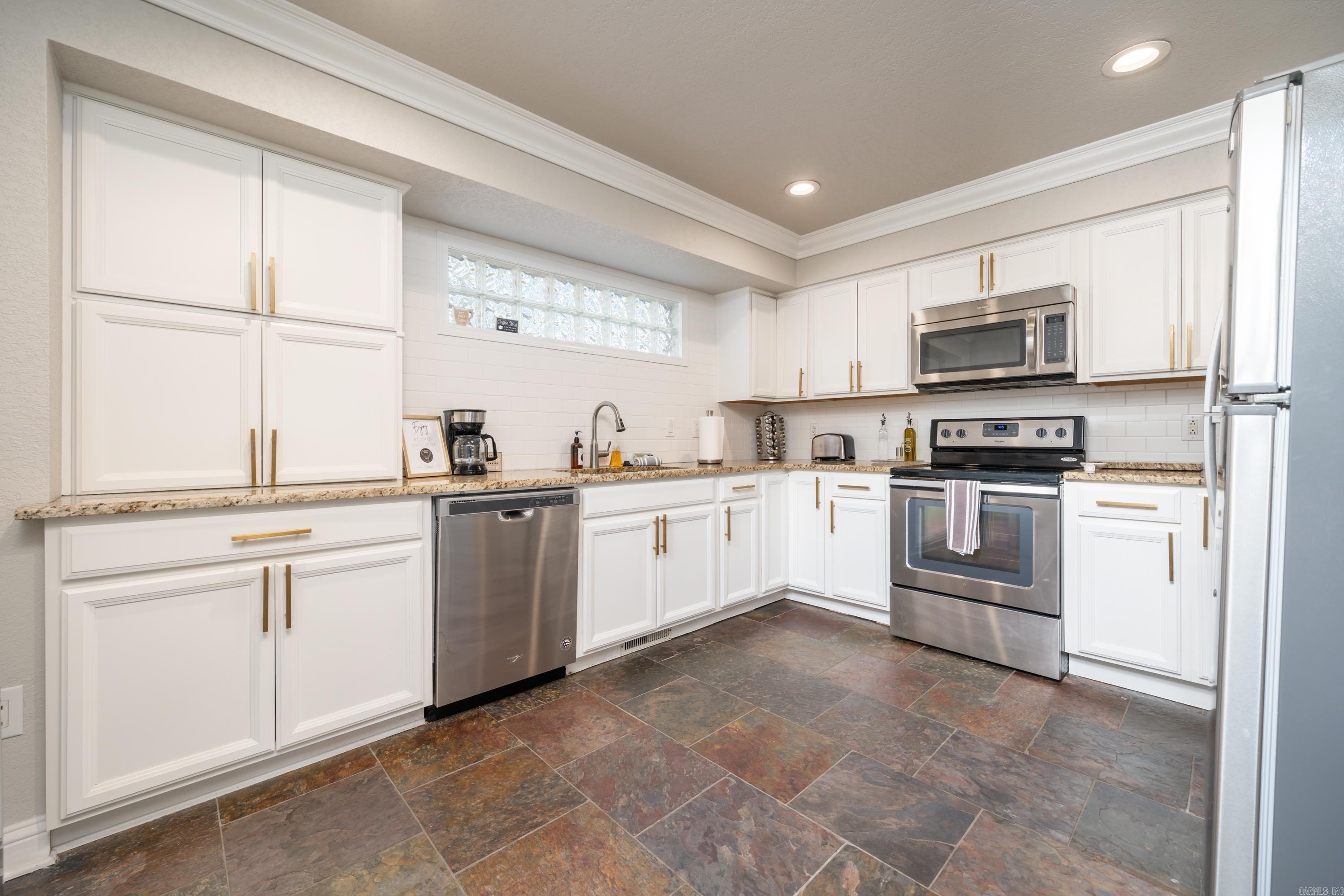 Houser-Bandy - Residential Income