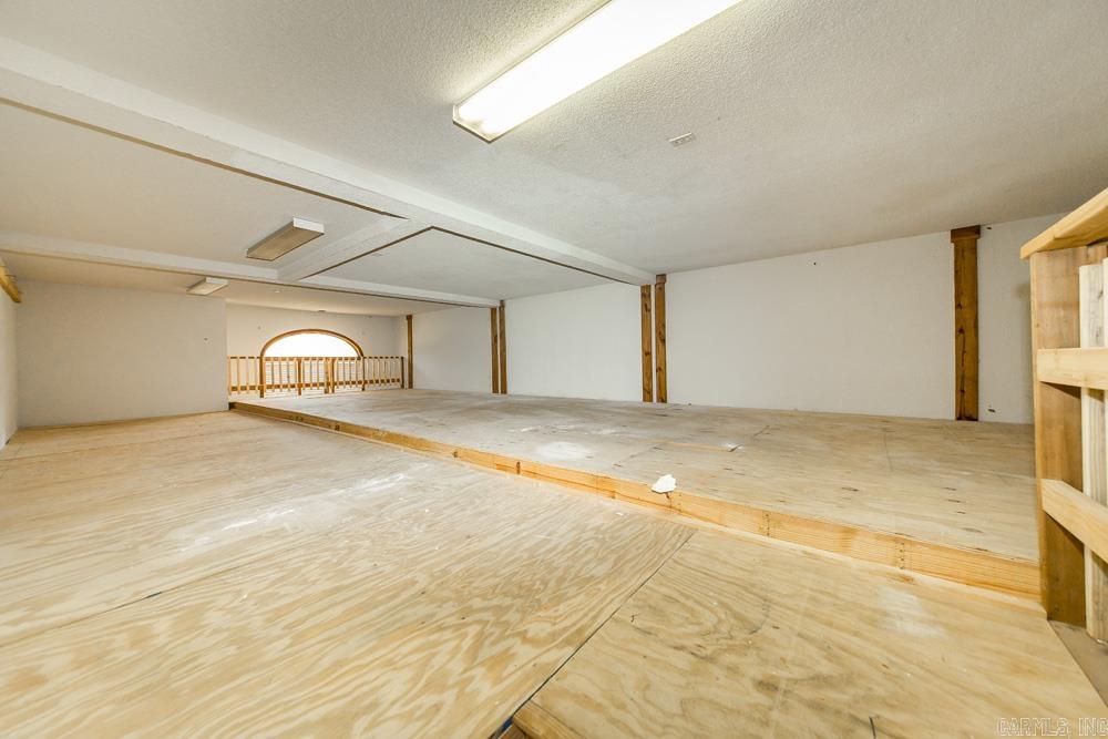 SHADY VALLEY - Residential