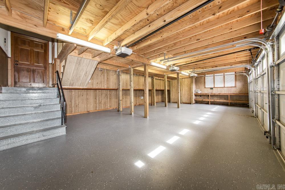 SHADY VALLEY - Residential