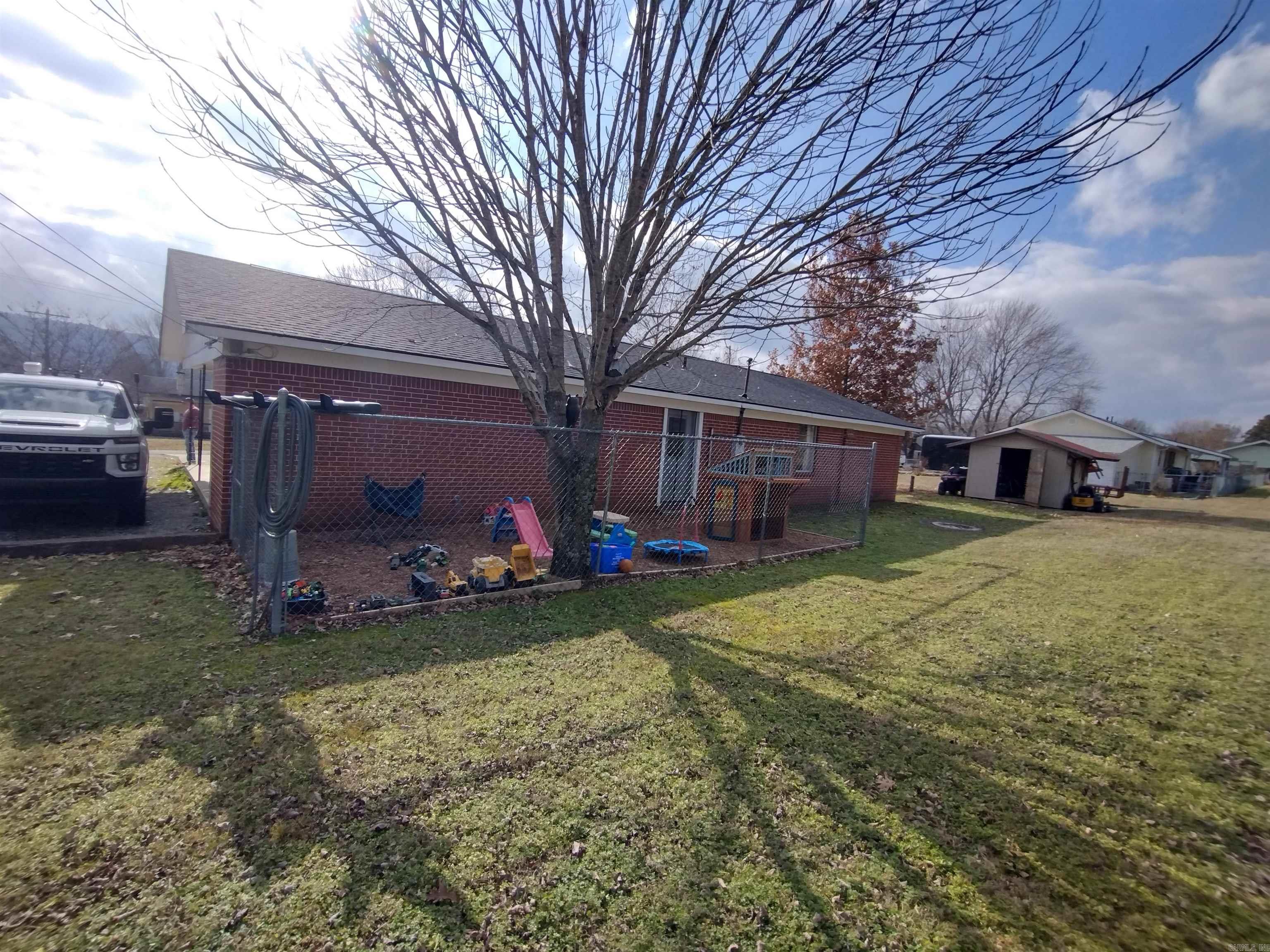 BEUTLER ACRES - Residential