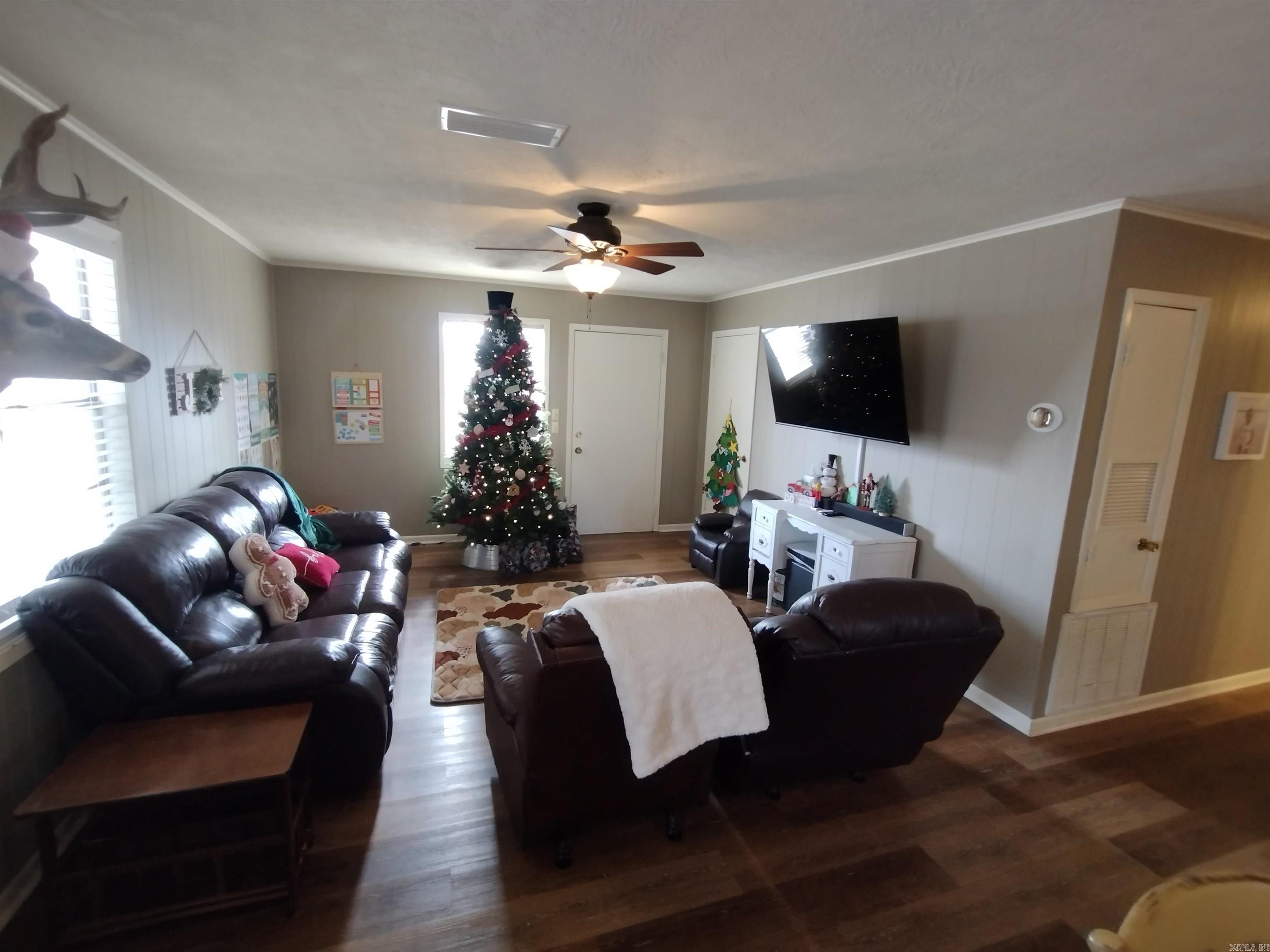 BEUTLER ACRES - Residential