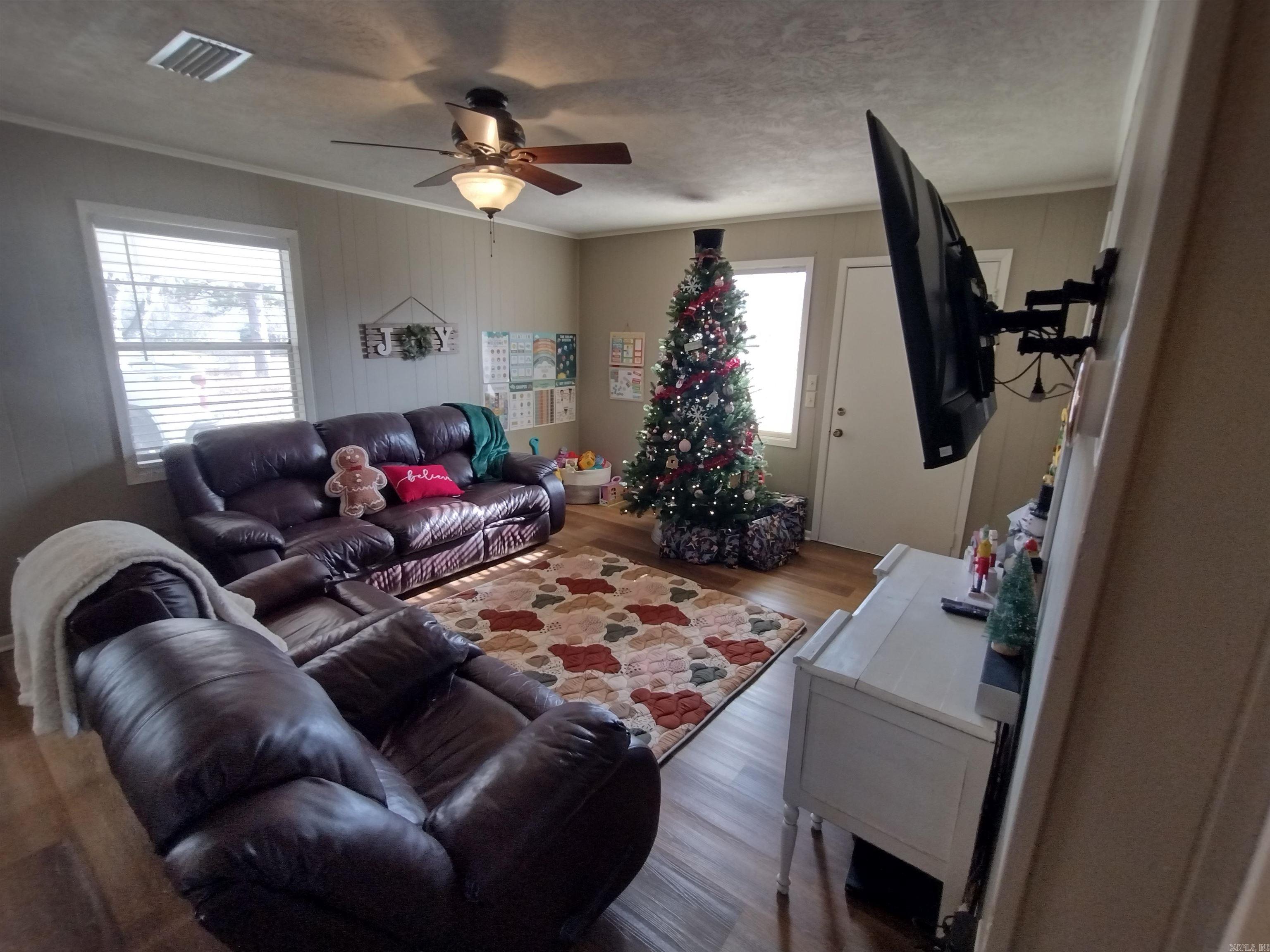 BEUTLER ACRES - Residential