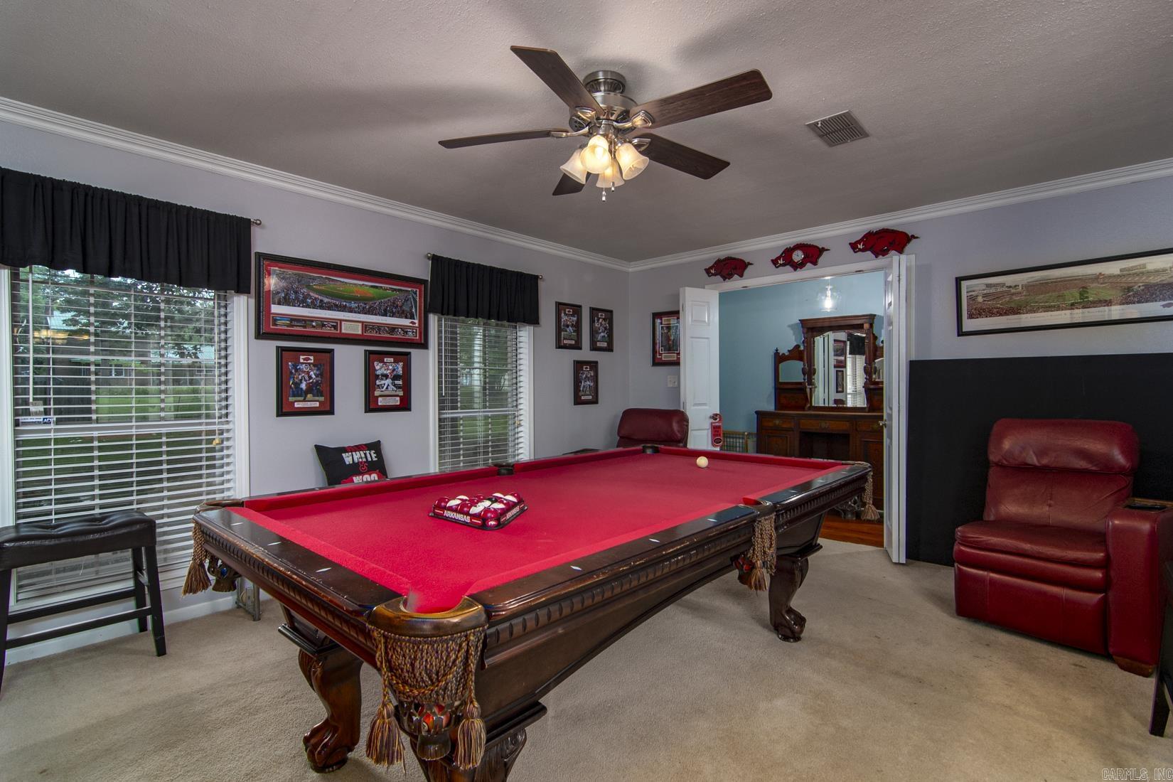 PINE MANOR SUB DIV - Residential