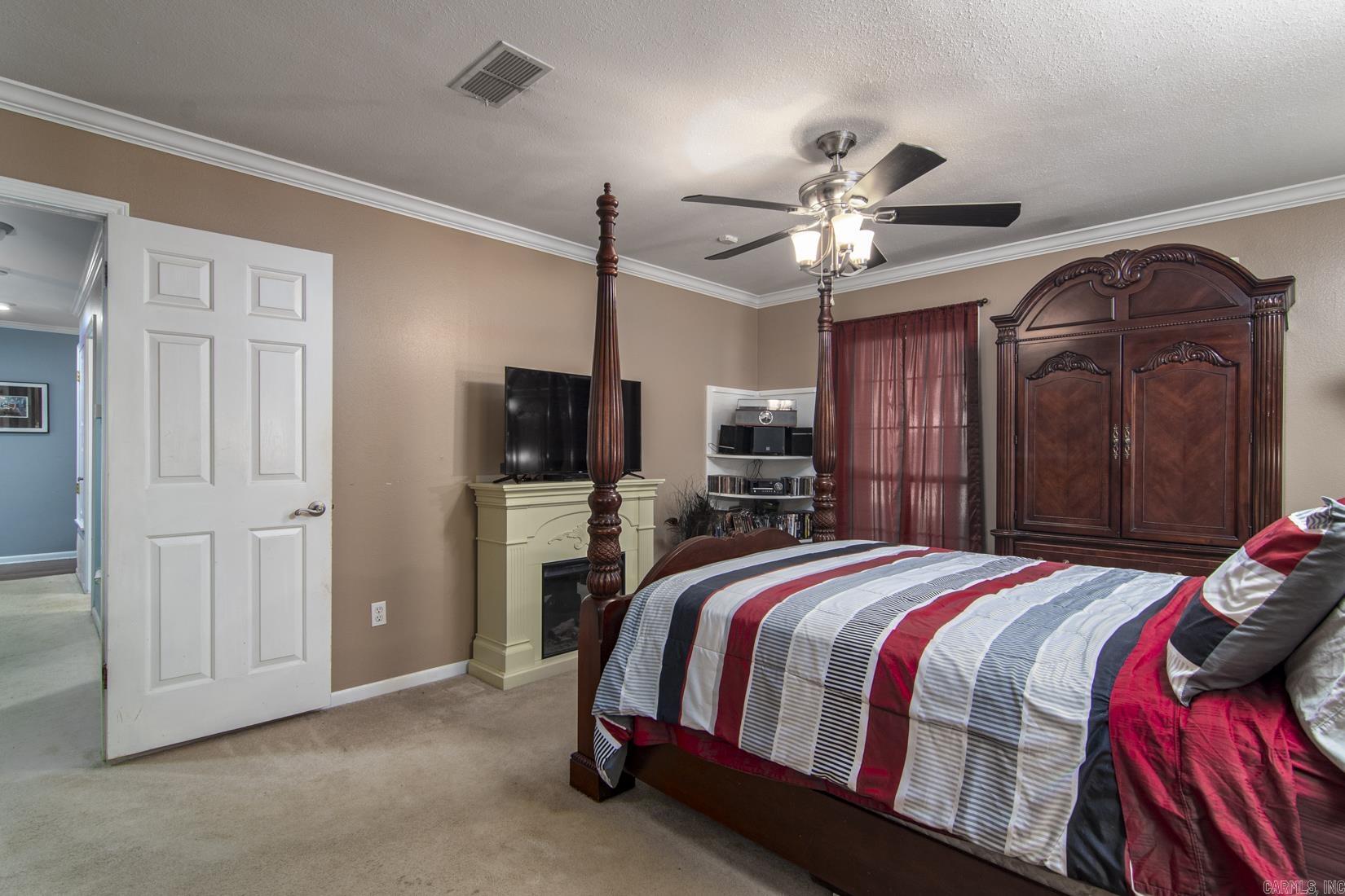 PINE MANOR SUB DIV - Residential