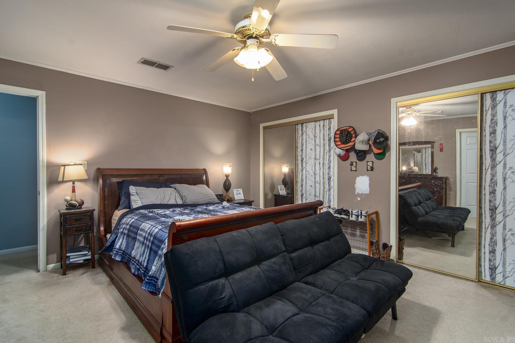 PINE MANOR SUB DIV - Residential