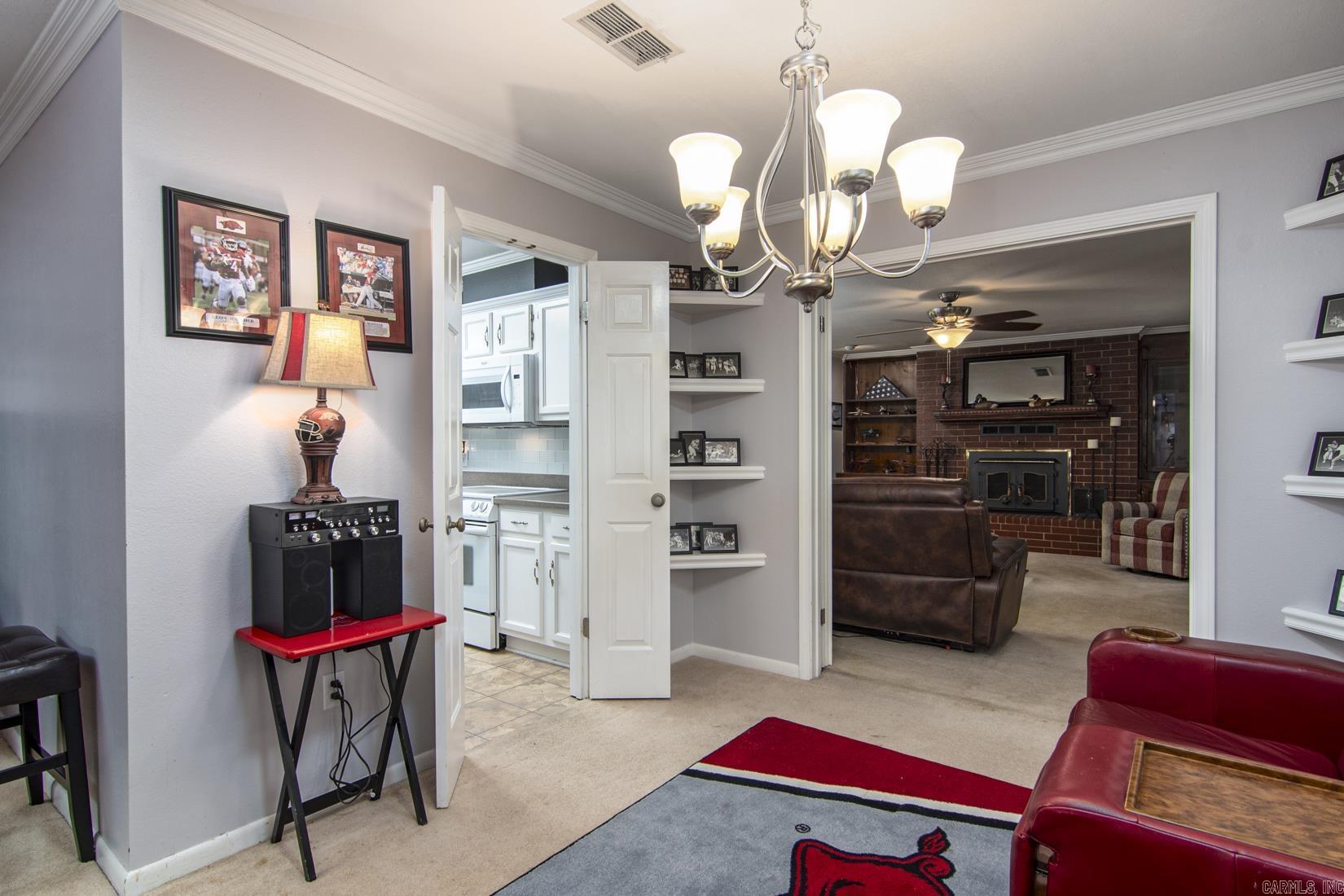 PINE MANOR SUB DIV - Residential