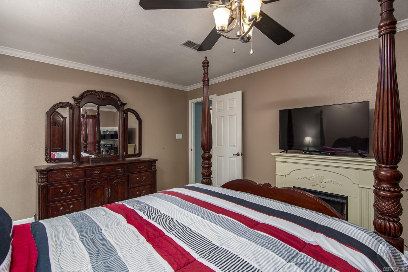 PINE MANOR SUB DIV - Residential