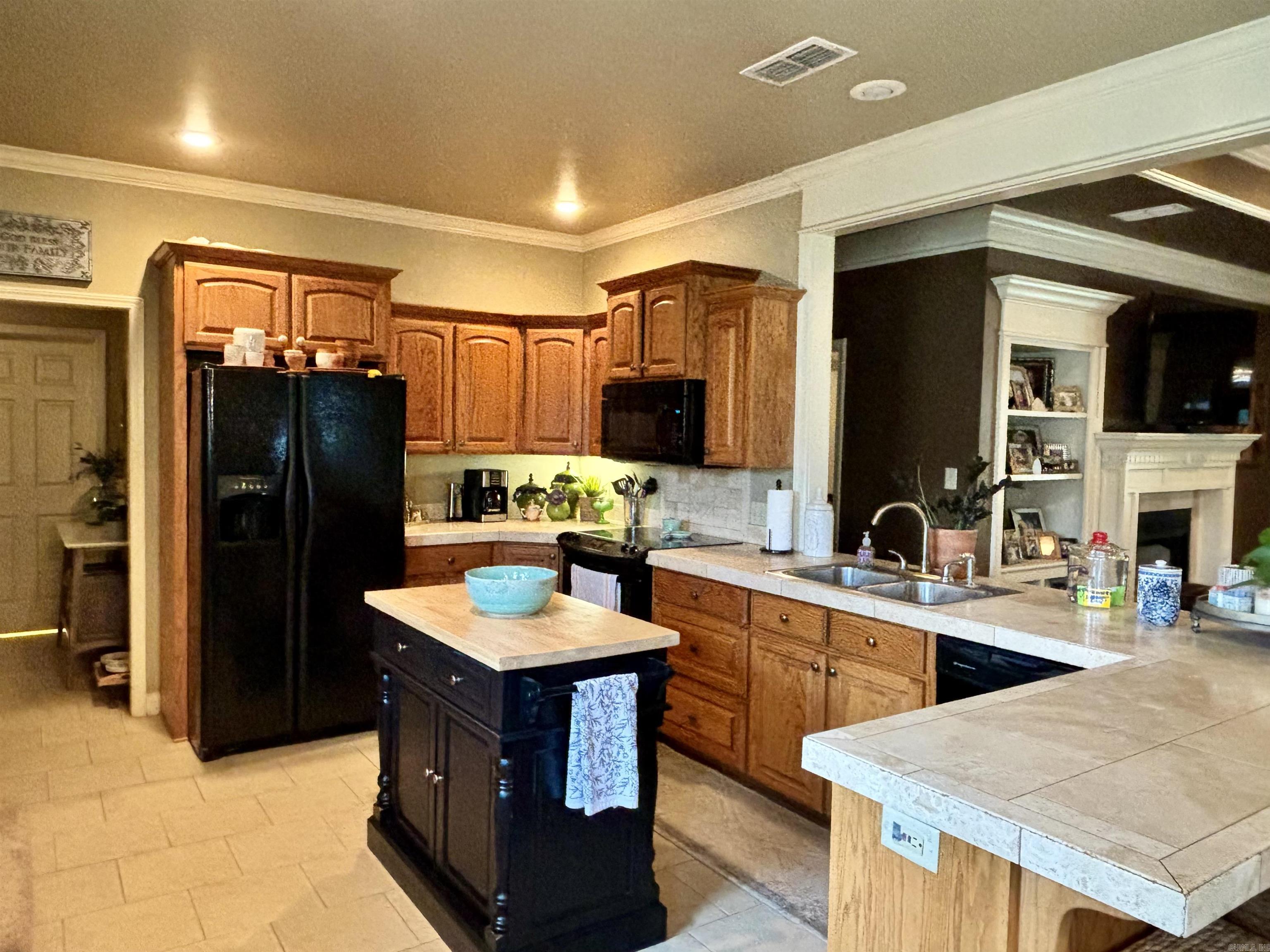 SHADOW CREEK - Residential