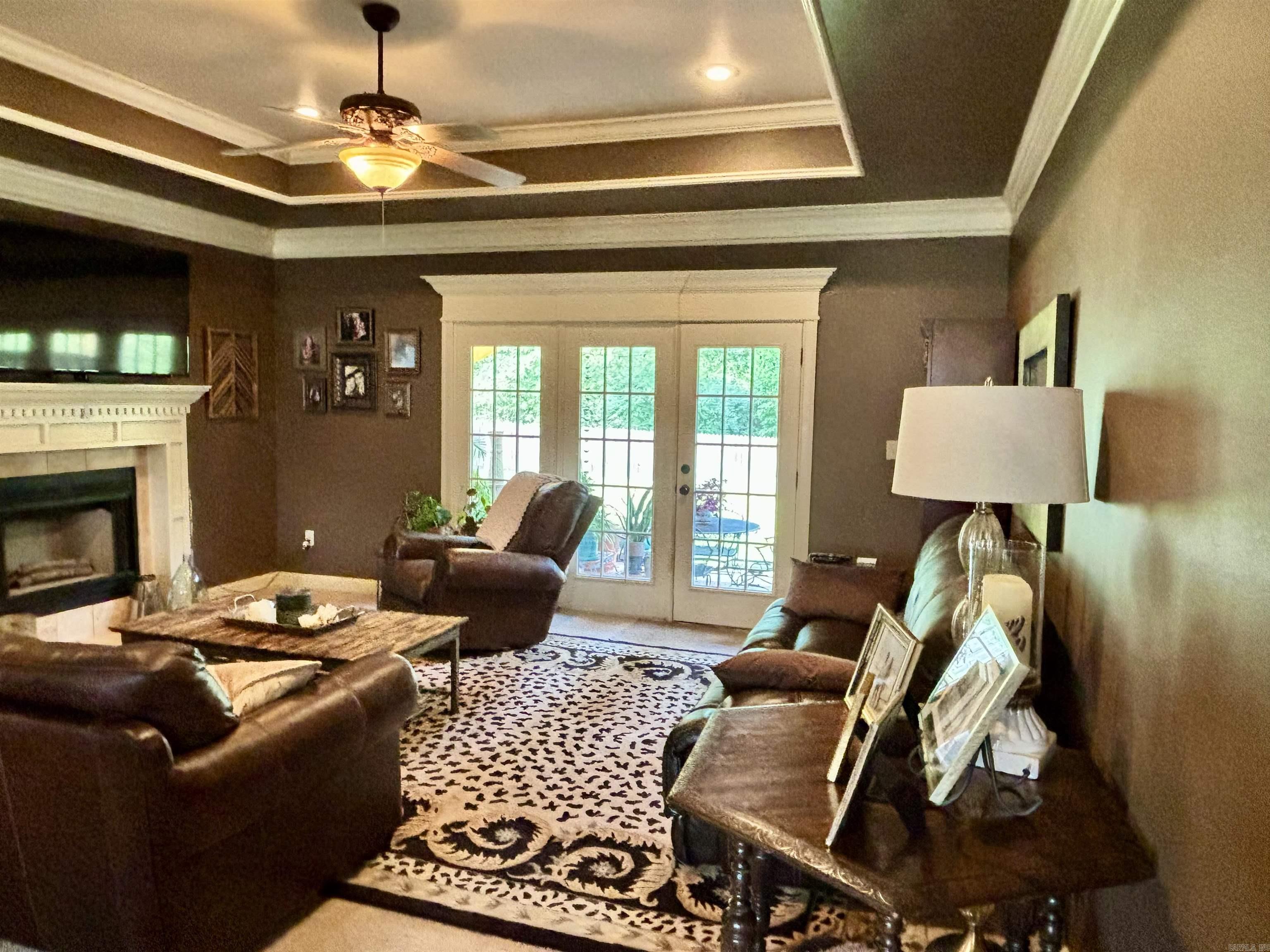 SHADOW CREEK - Residential