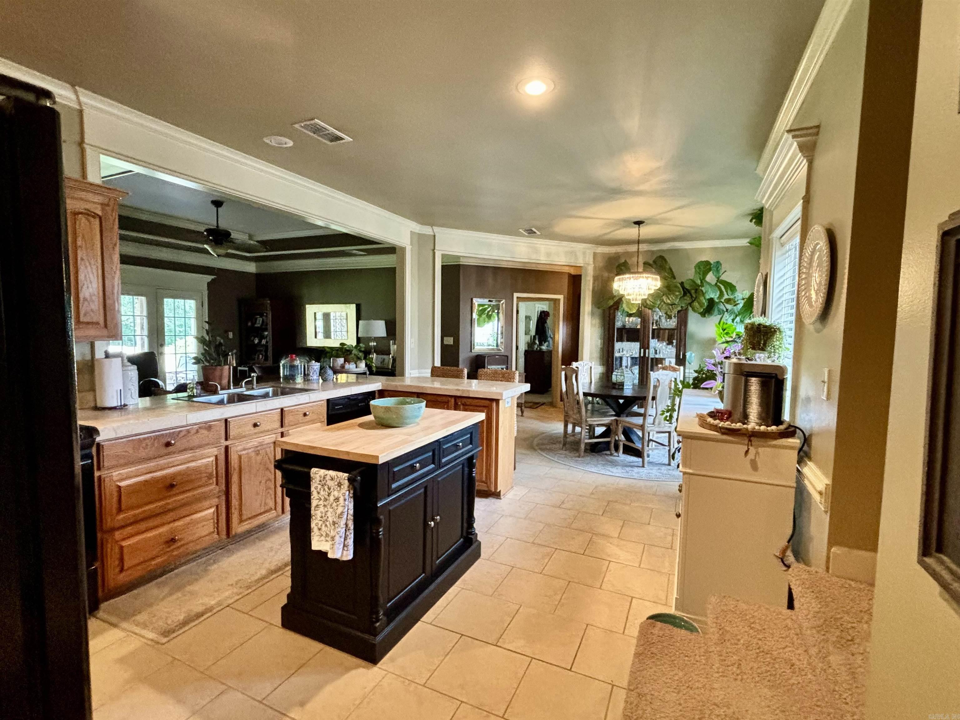 SHADOW CREEK - Residential