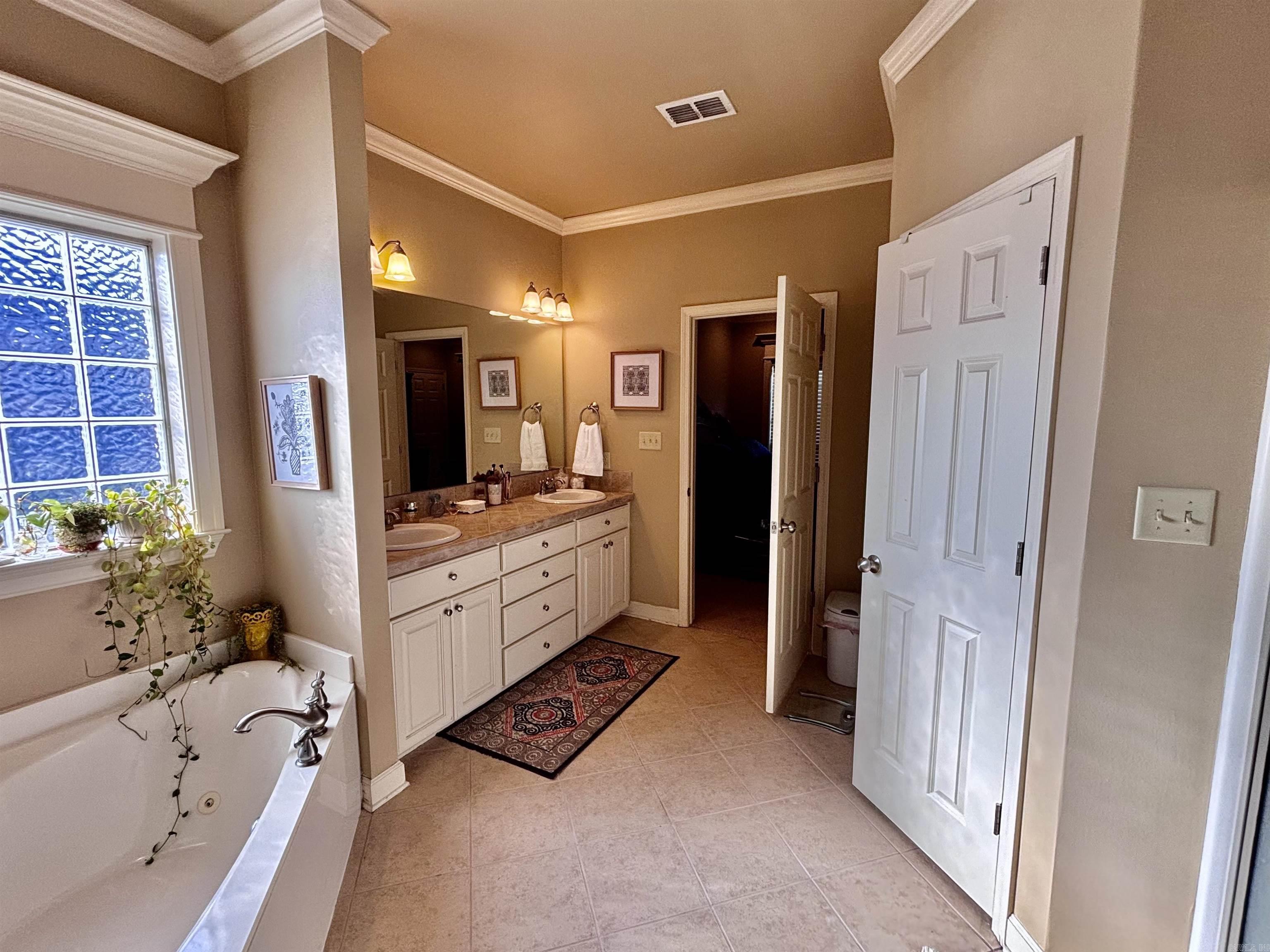 SHADOW CREEK - Residential