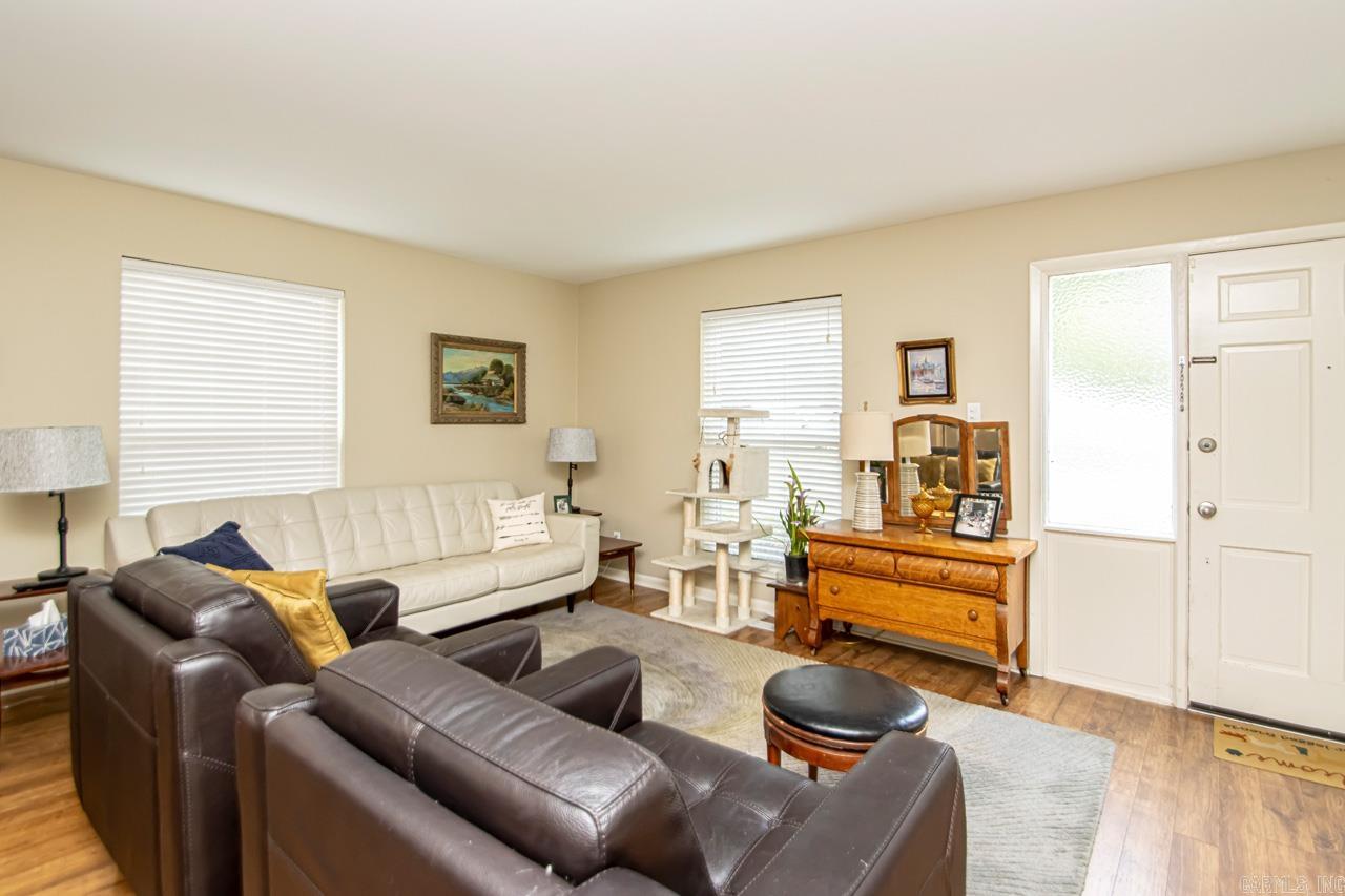 Pulaski Heights - Residential Lease