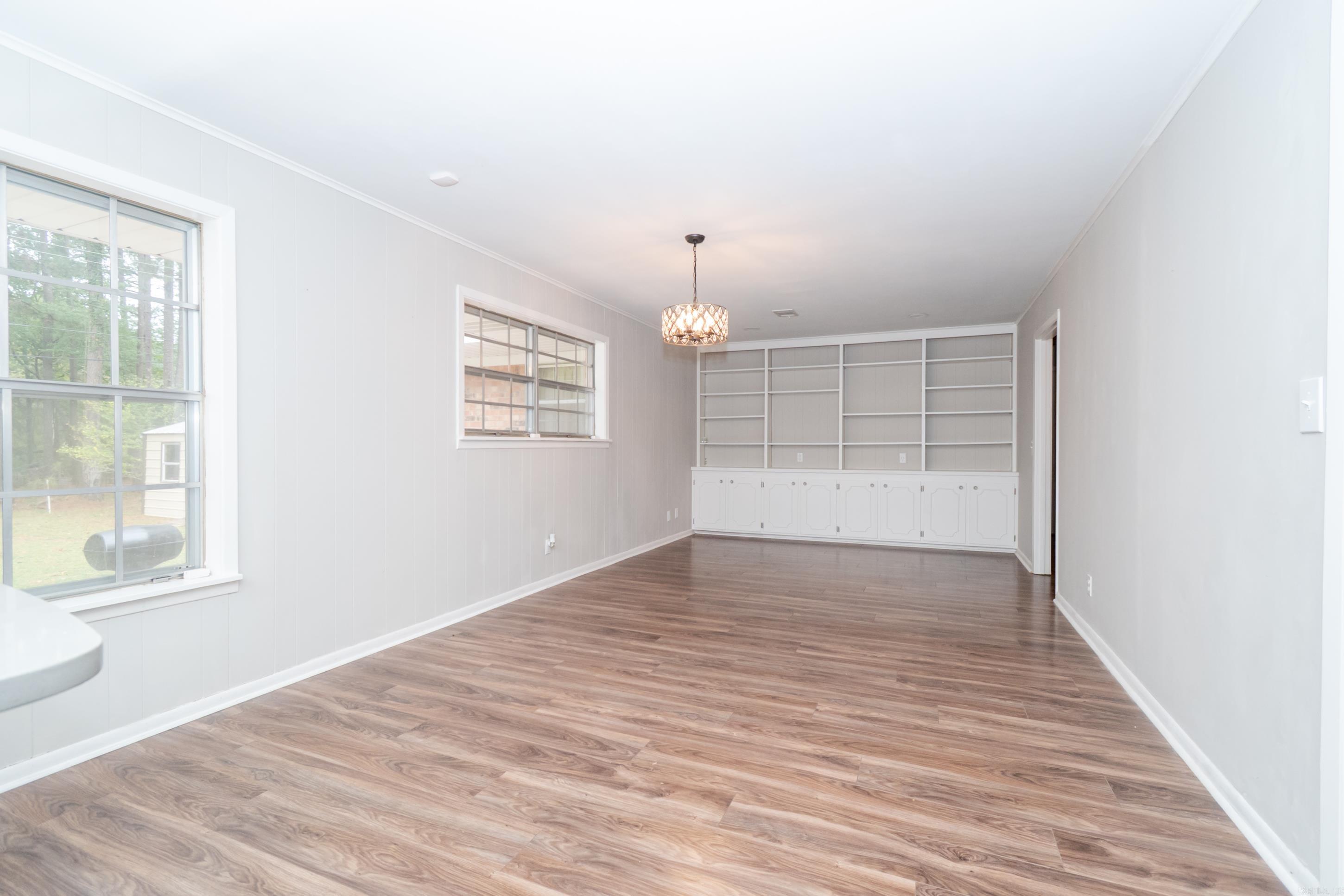 BRENTWOOD - Residential